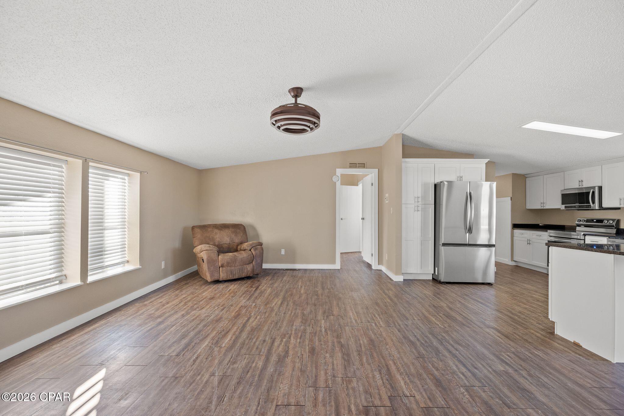 Image 13 For 640 Lagoon Oaks Circle