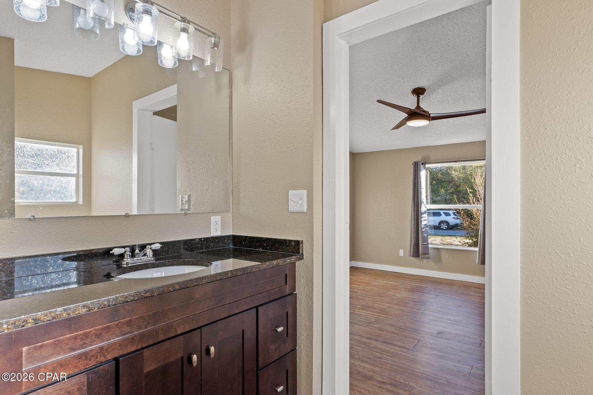 Image 19 For 640 Lagoon Oaks Circle