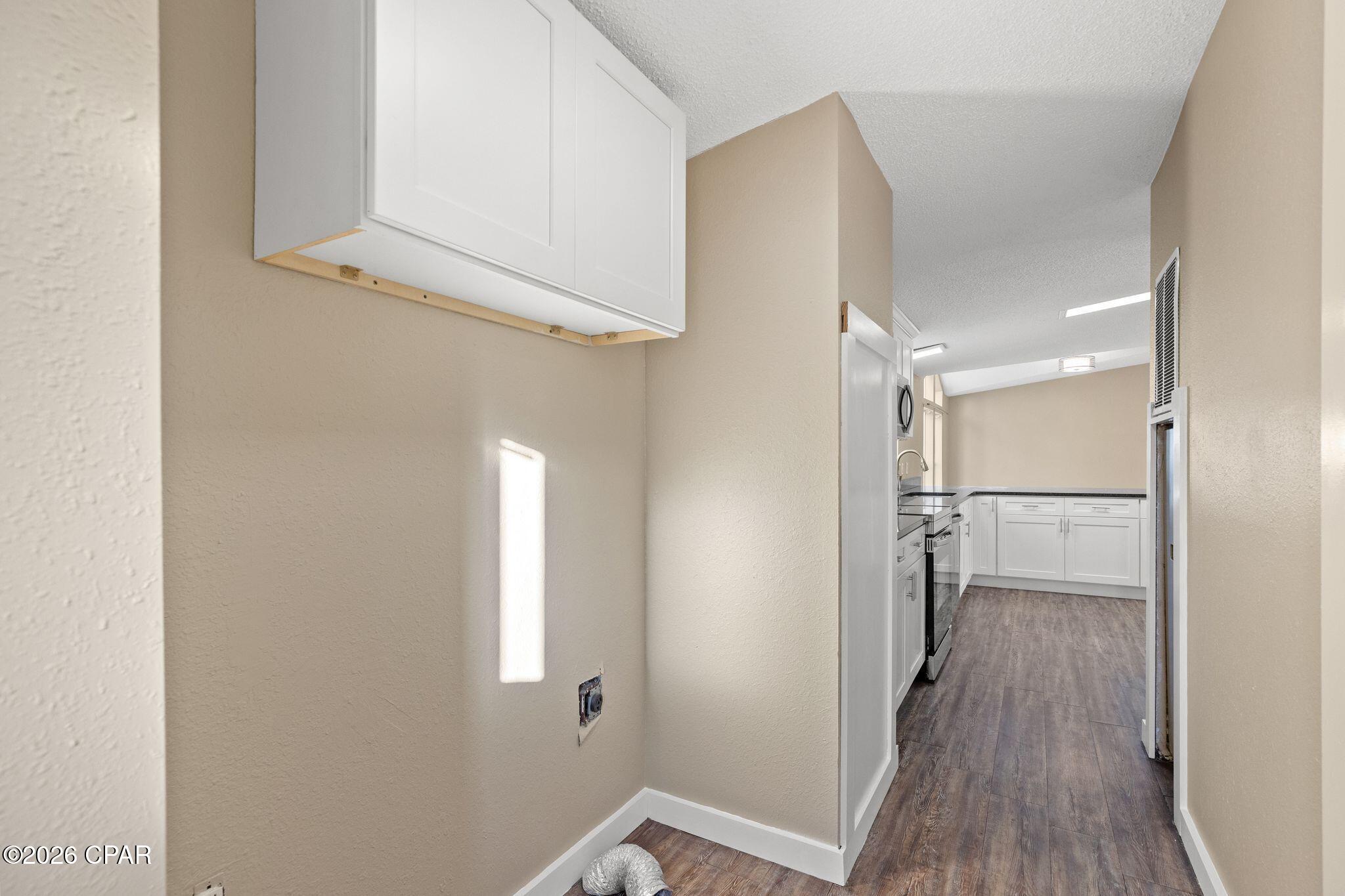 Image 20 For 640 Lagoon Oaks Circle