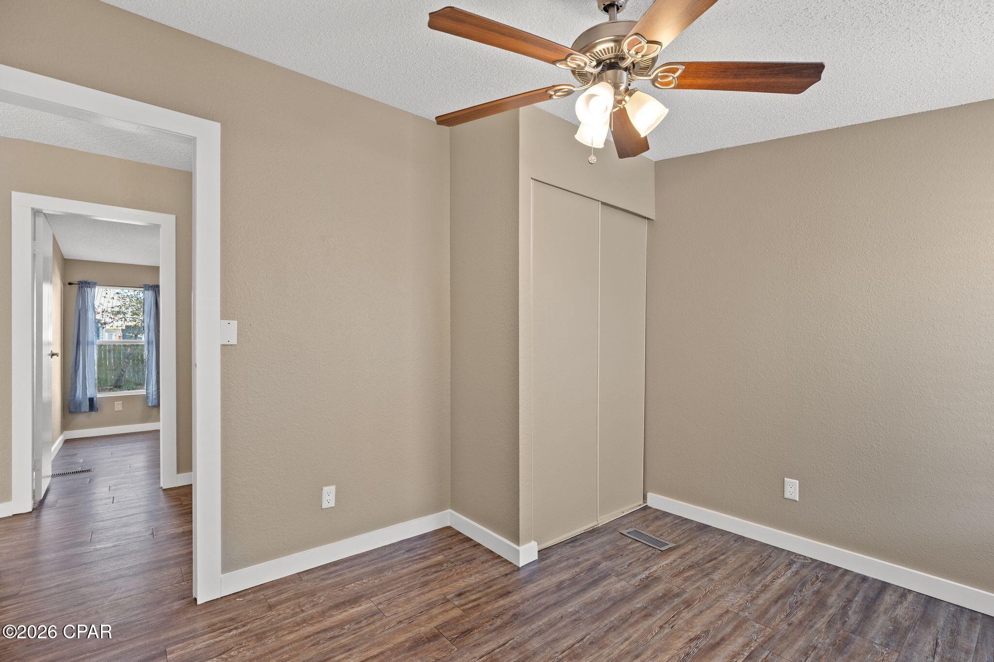 Image 25 For 640 Lagoon Oaks Circle