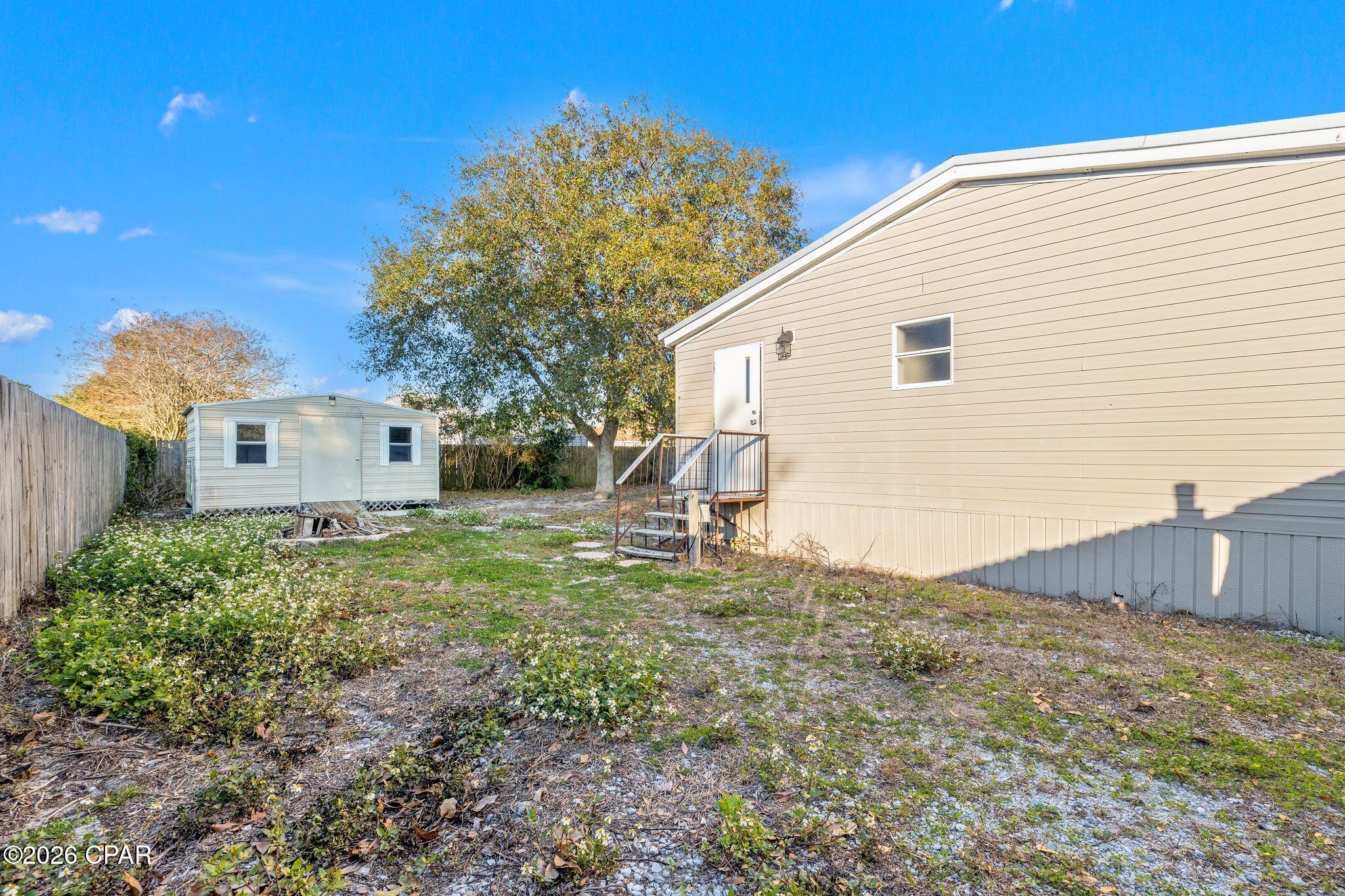 Image 26 For 640 Lagoon Oaks Circle