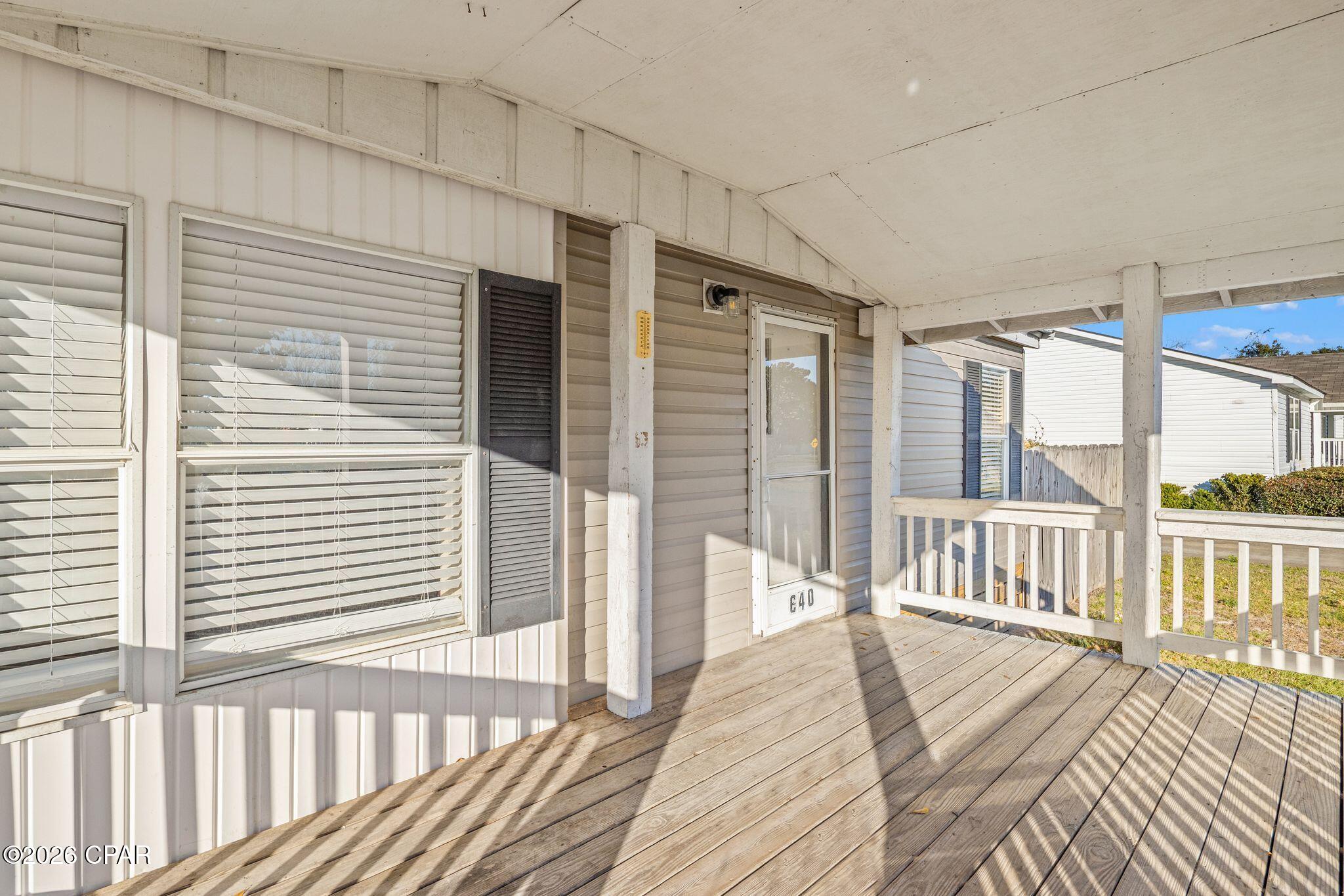 Image 5 For 640 Lagoon Oaks Circle