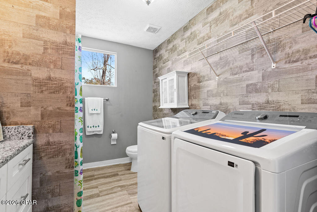 Image 20 For 806 Huntington Drive