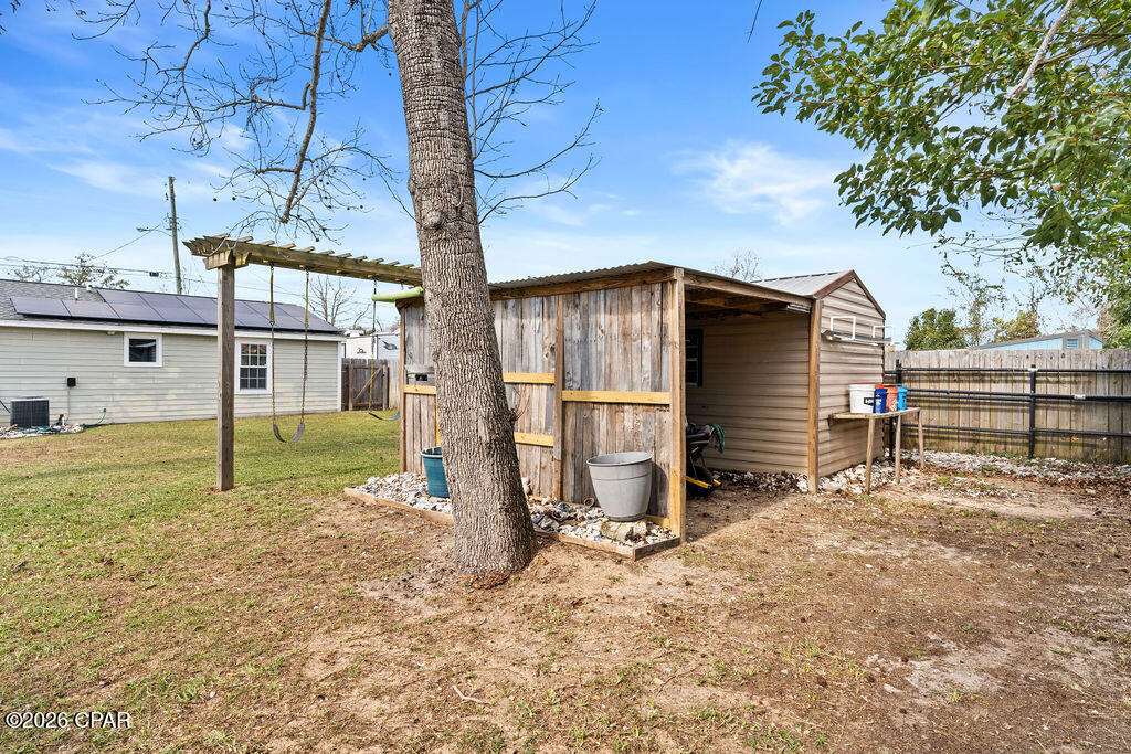 Image 32 For 806 Huntington Drive