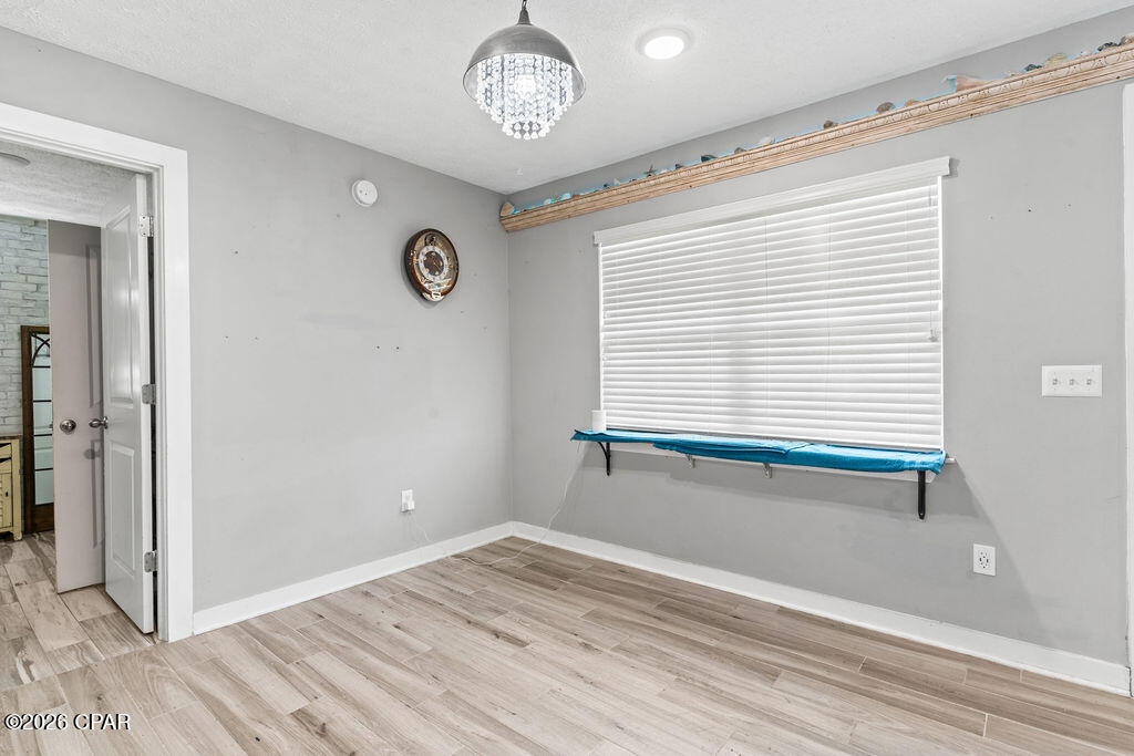 Image 8 For 806 Huntington Drive