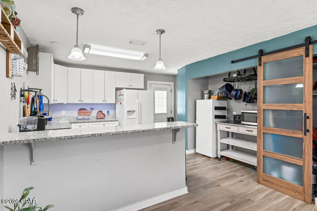 Image 9 For 806 Huntington Drive