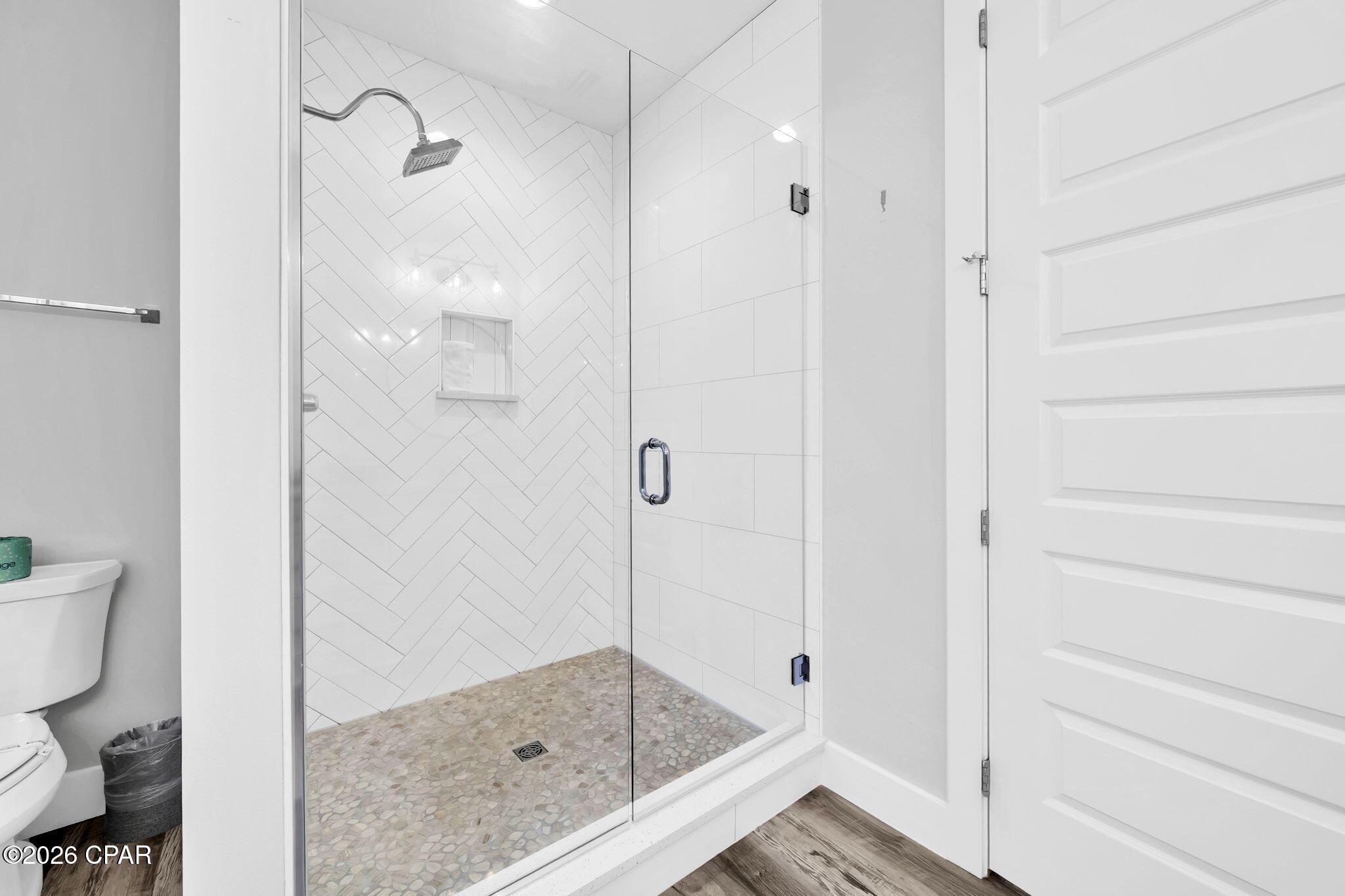 Image 50 For 19912 Front Beach Road