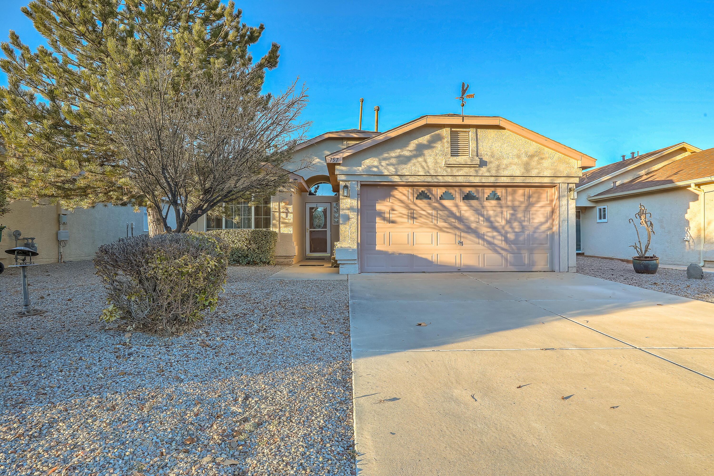 757 Valley Meadows Drive, Rio Rancho NM 87144