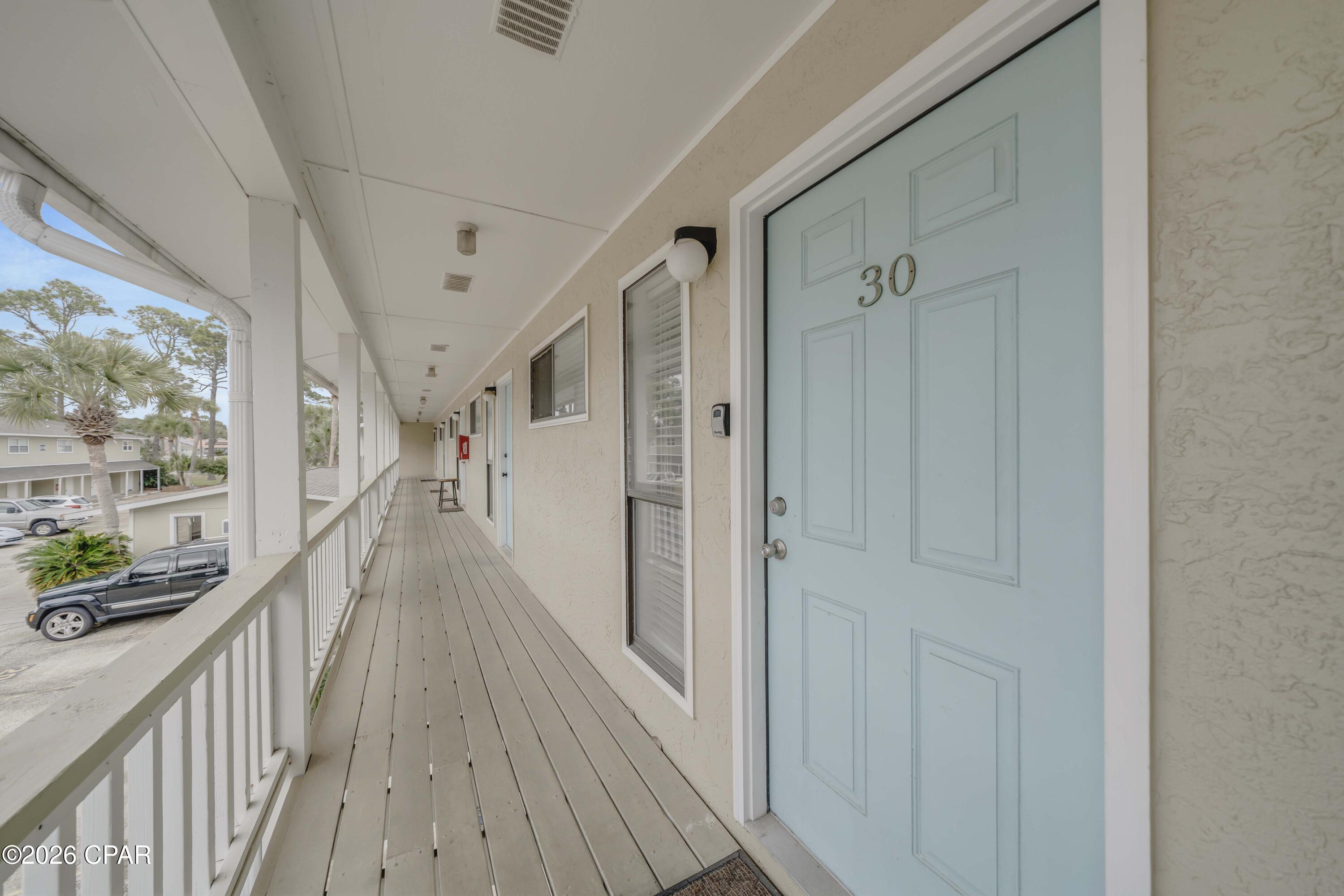 Image 4 For 6903 Lagoon Drive 30