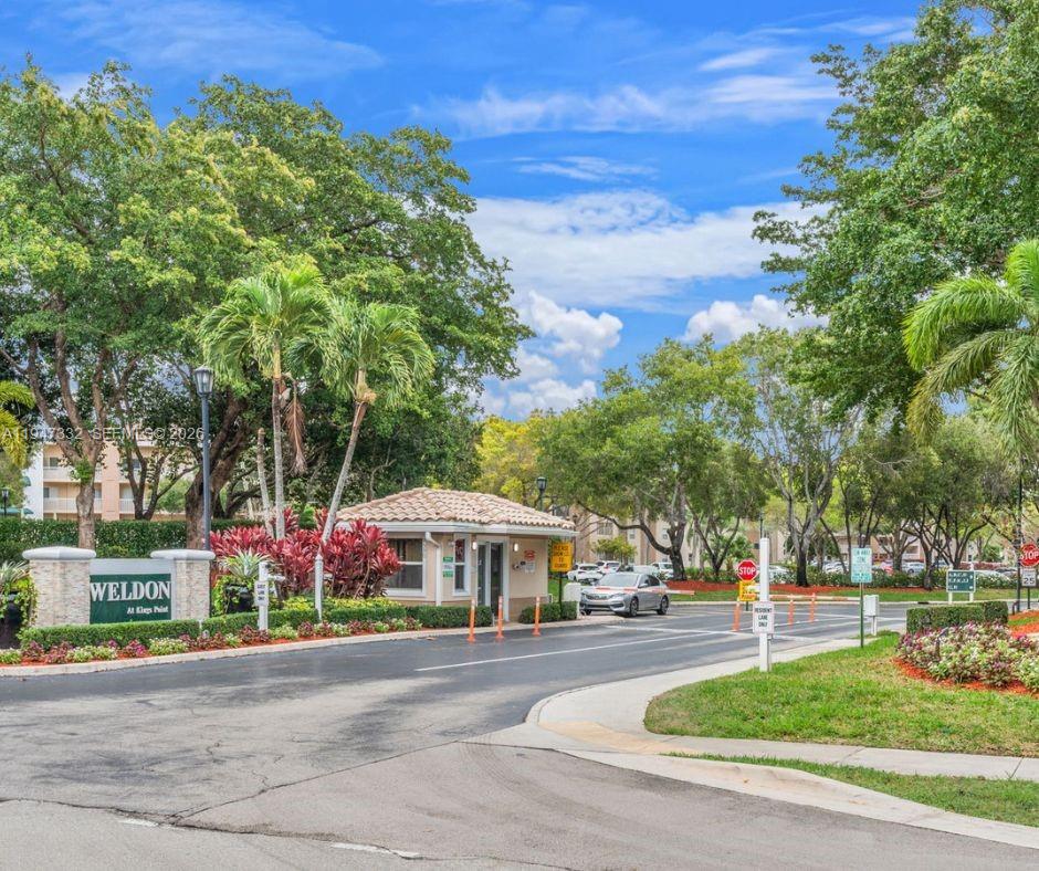 Weldon Condominium J