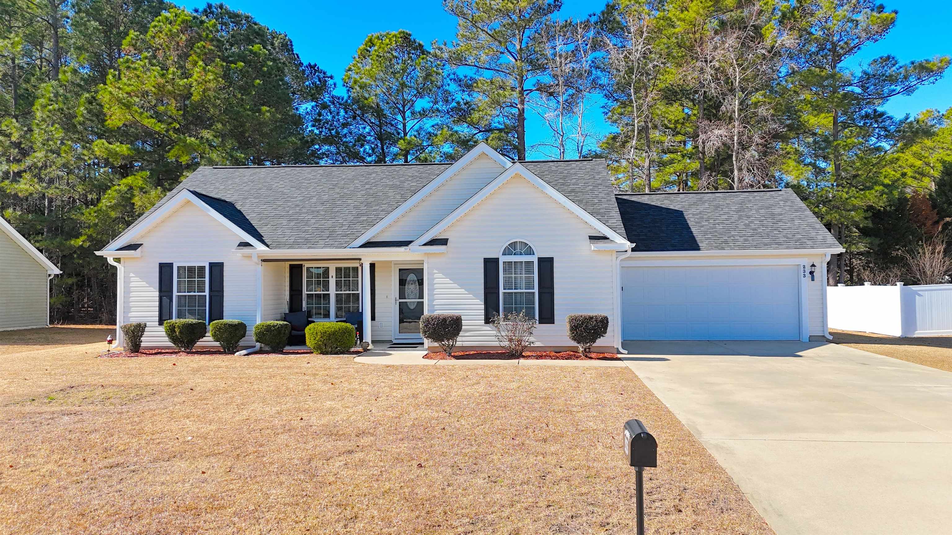 233 Macarthur Dr. Conway, SC 29527
