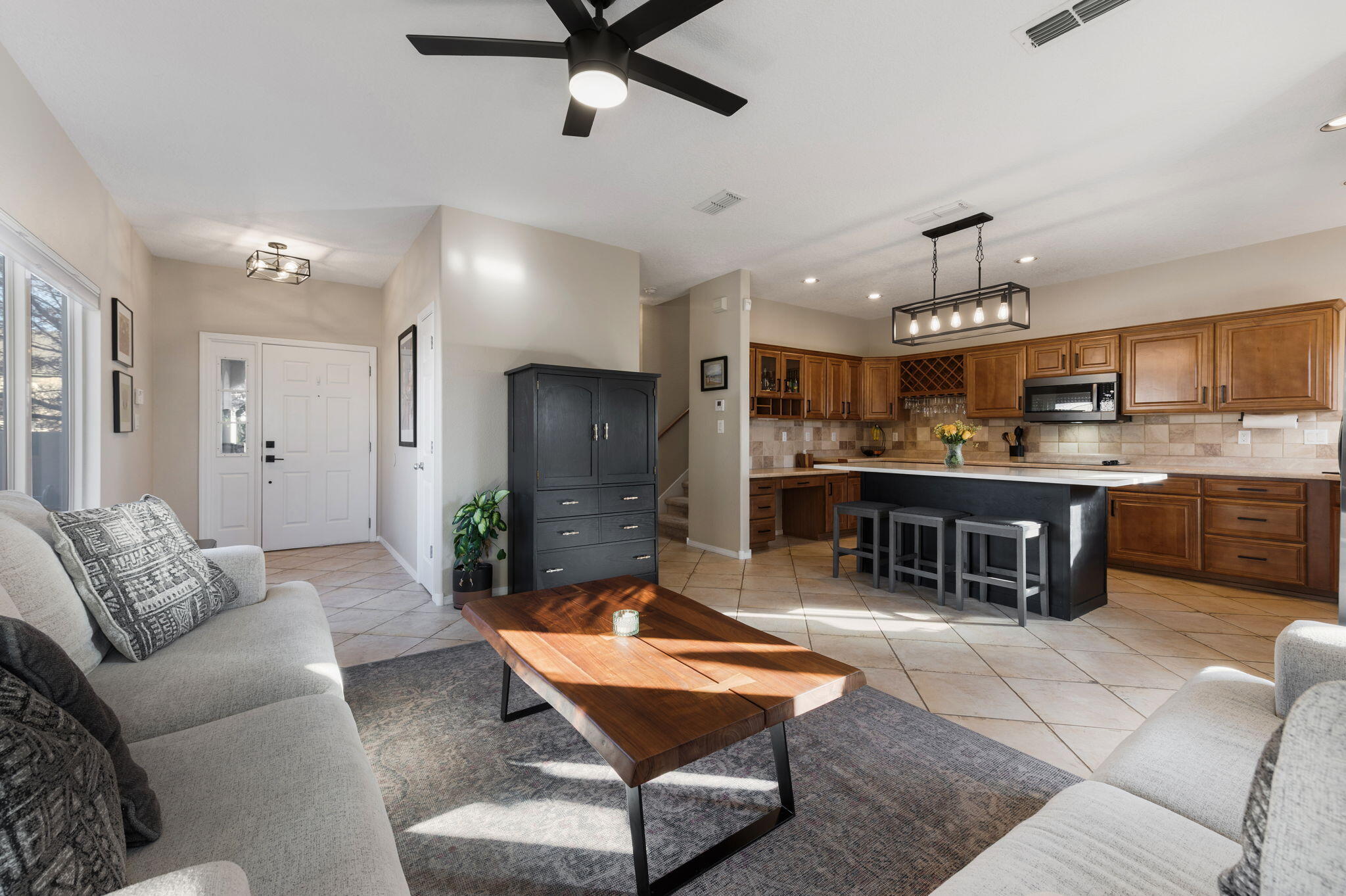 Homes for sale in Albuquerque, NM | 7123 Alexandria Dr Ne, Albuquerque, NM 87122 | MLS# 1096909