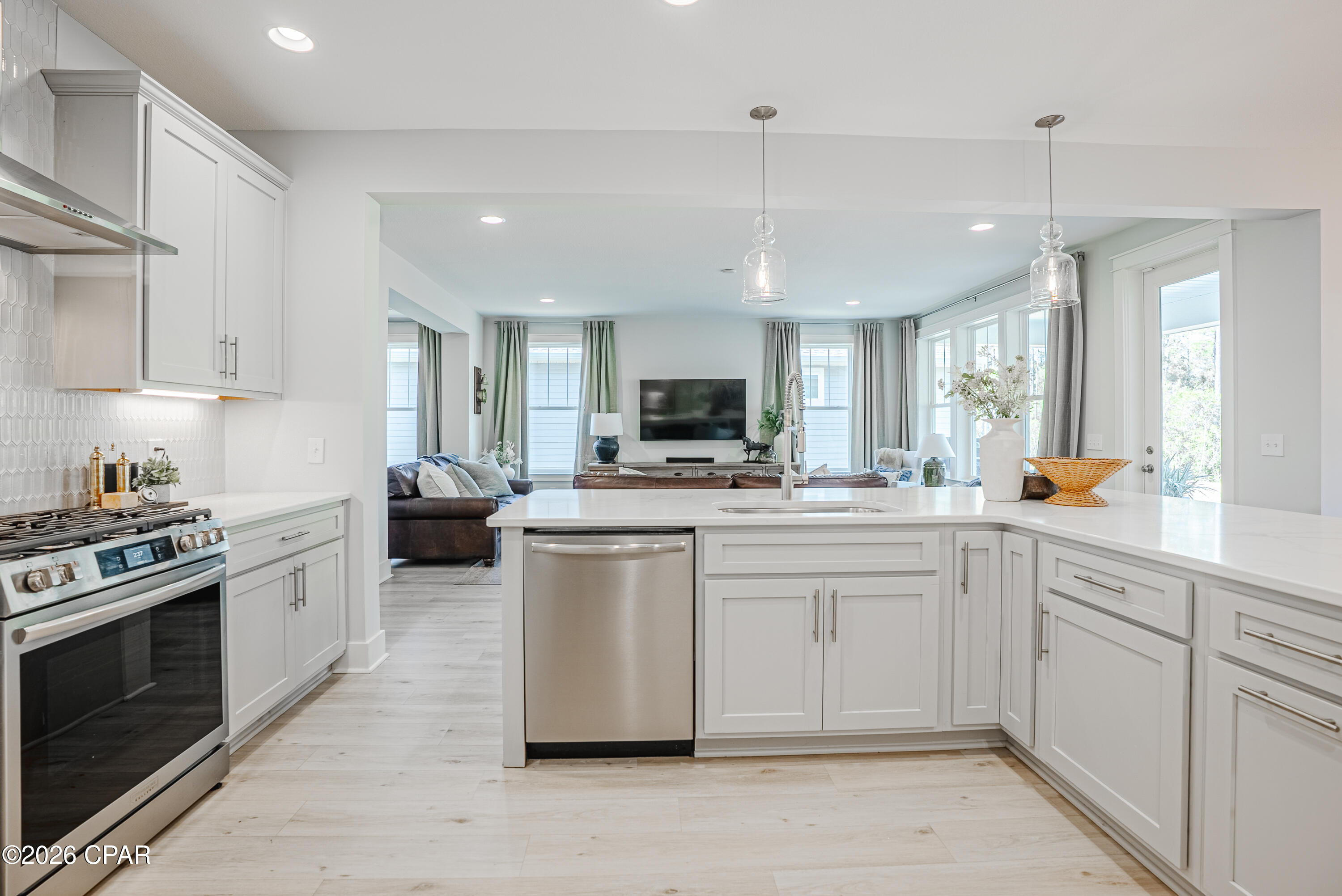 Image 11 For 929 Breakfast Point Boulevard