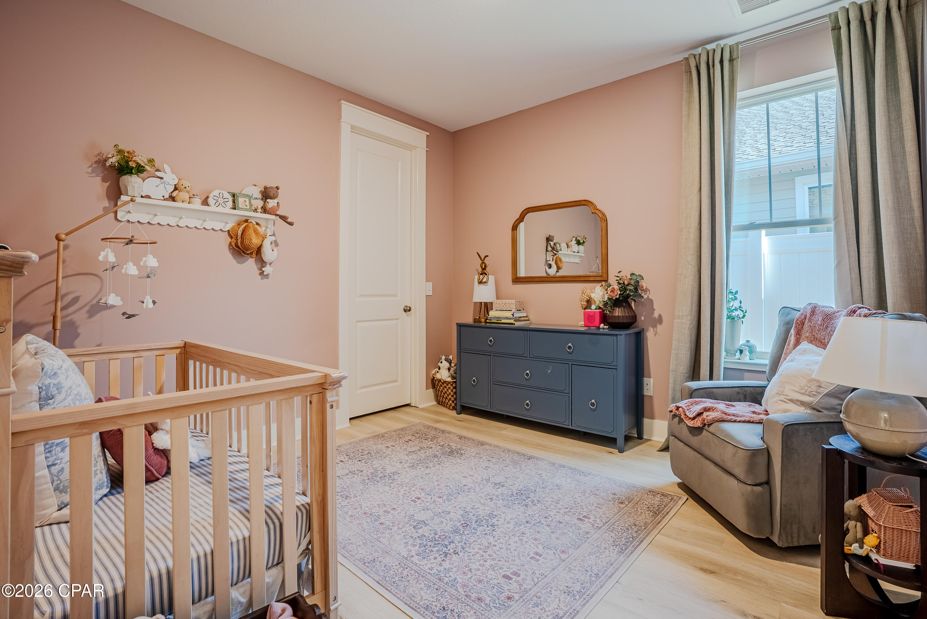 Listing photo id 36 for 929 Breakfast Point Boulevard