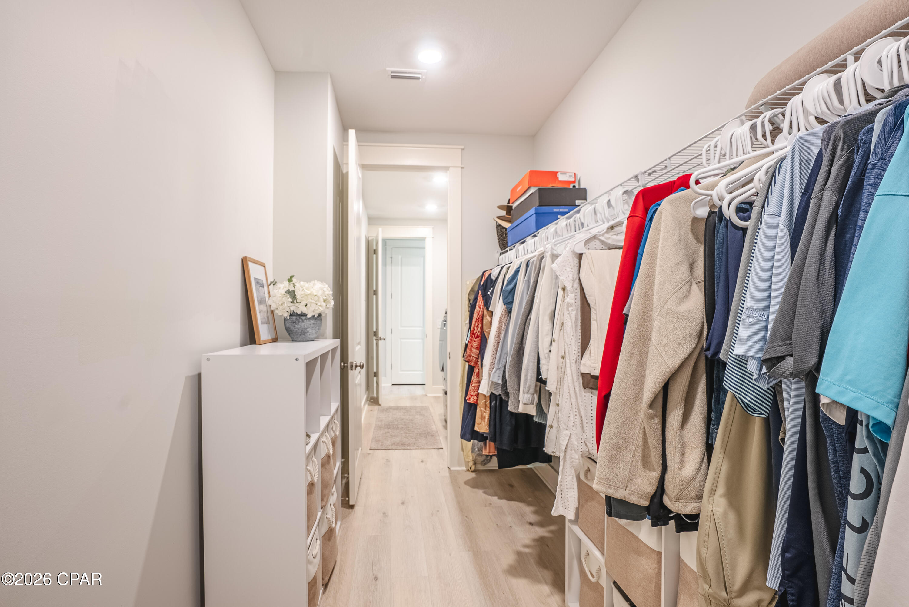 Listing photo id 45 for 929 Breakfast Point Boulevard