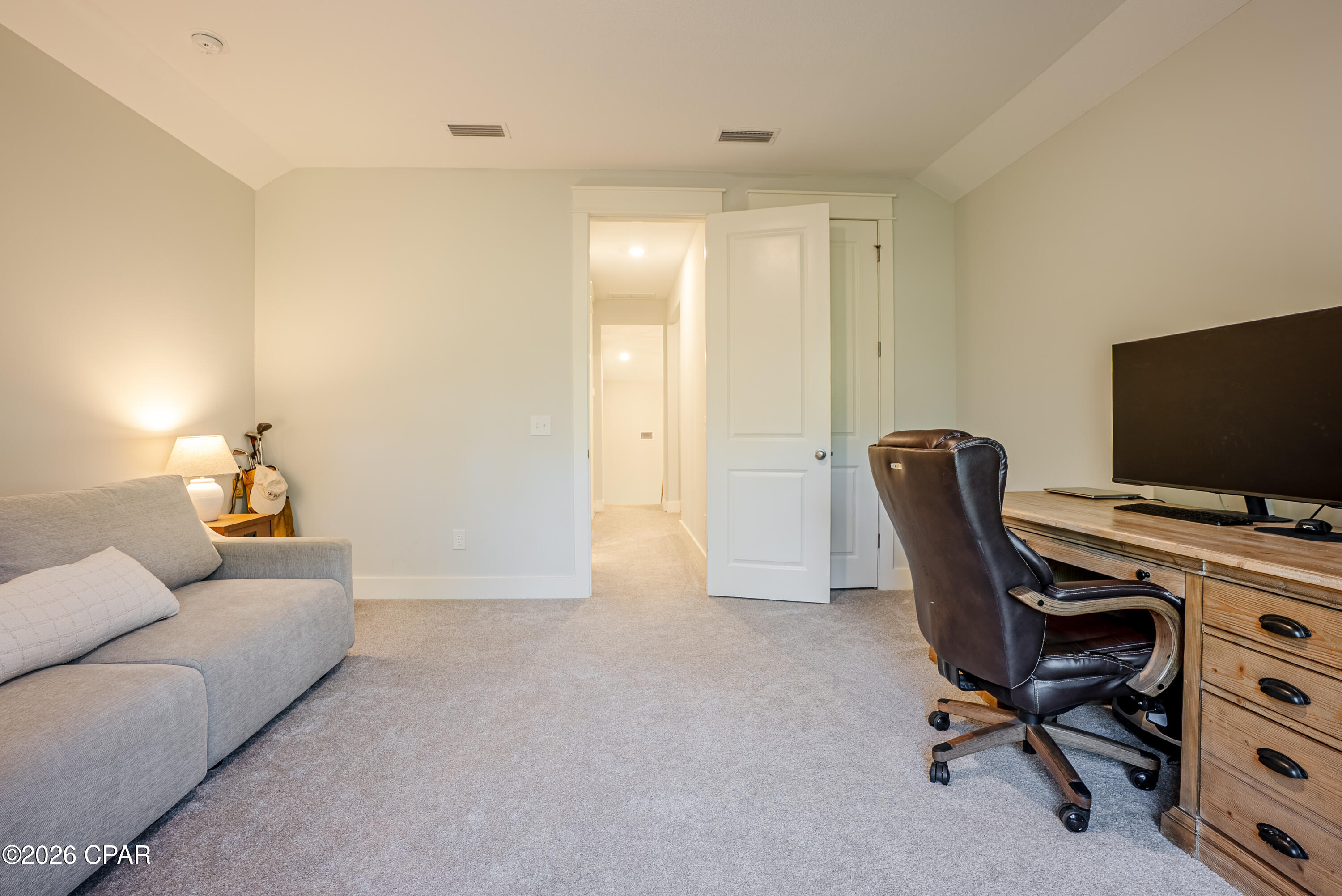 Listing photo id 53 for 929 Breakfast Point Boulevard