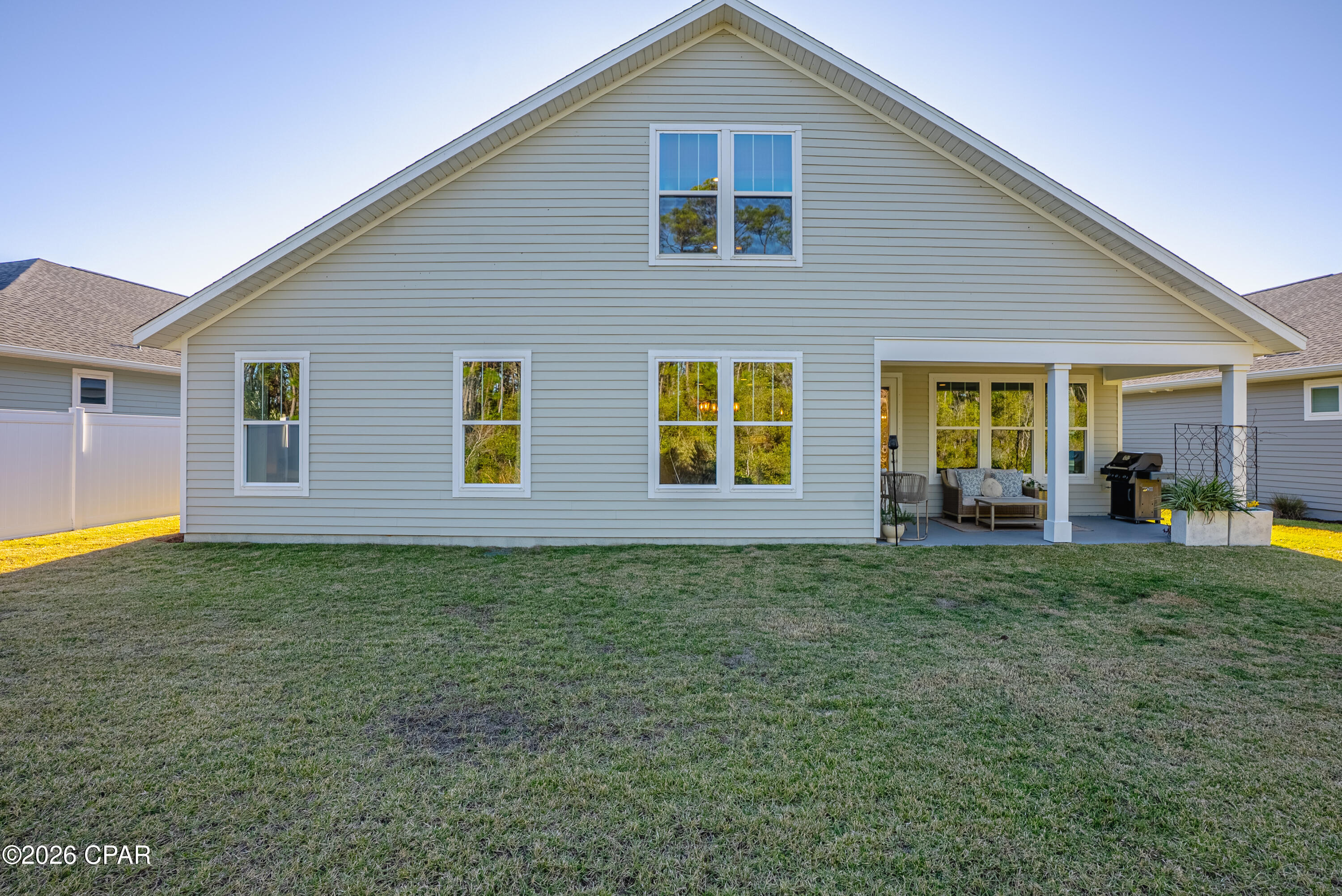 Listing photo id 6 for 929 Breakfast Point Boulevard