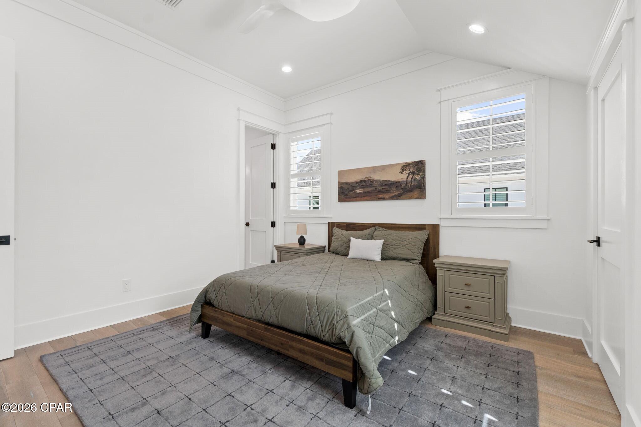 Image 32 For 92 Rosecourt Street