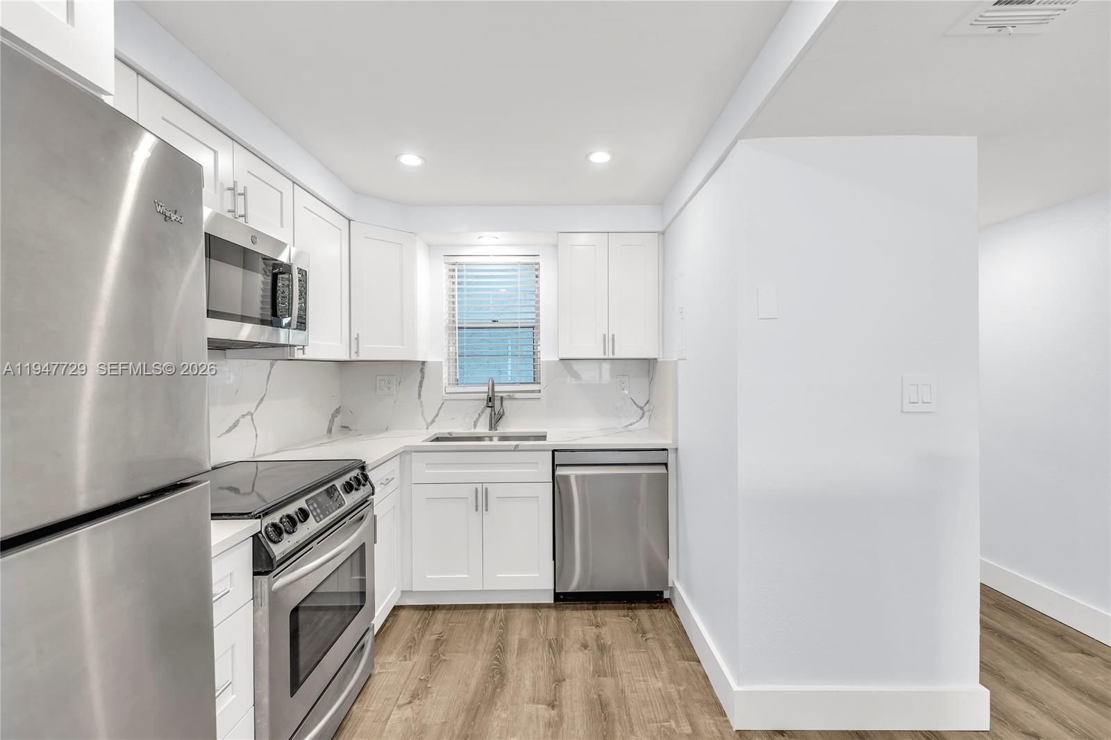 Rolling Hills Golf And Te