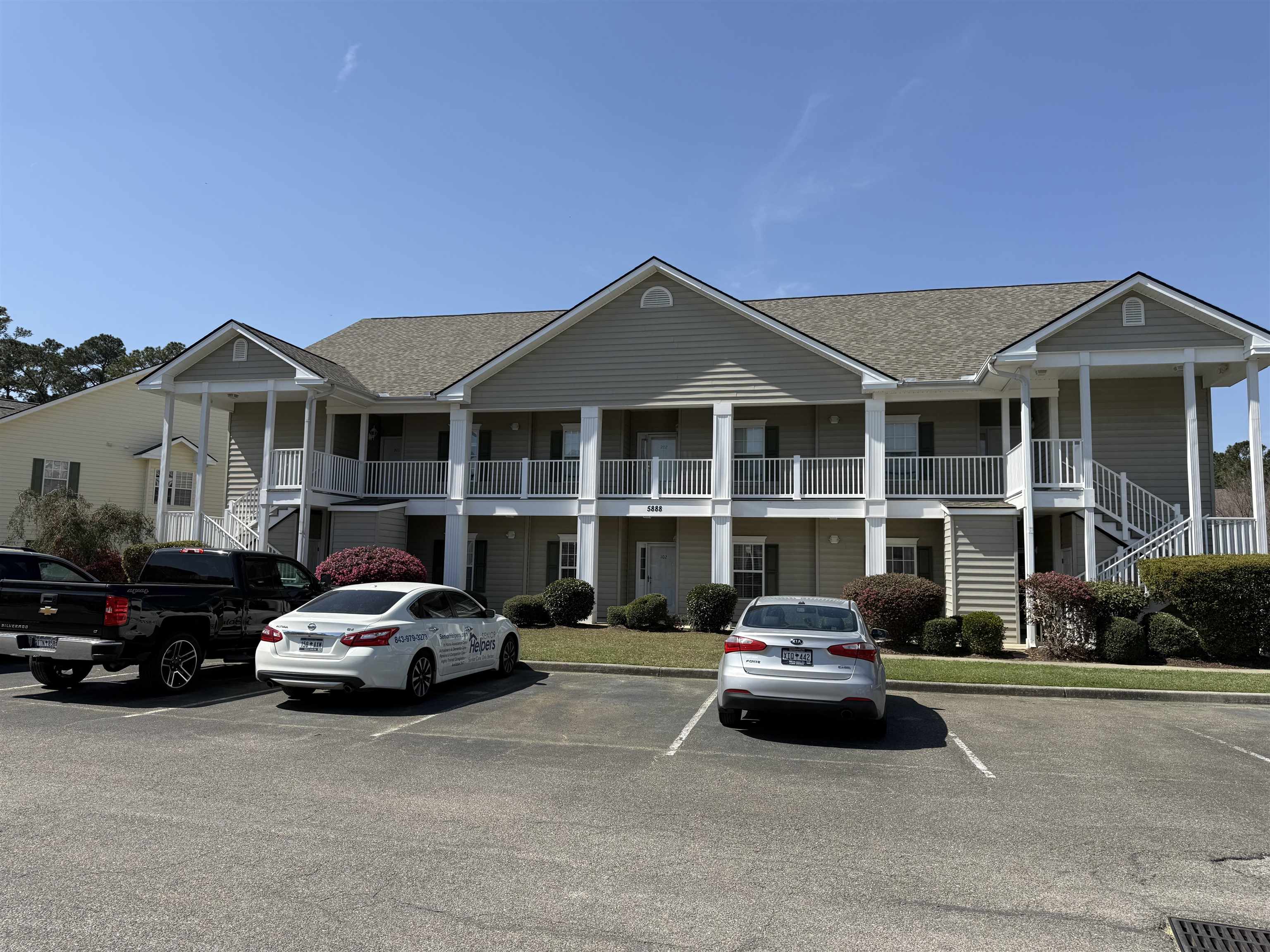 5888 Longwood Dr. UNIT 2-202 Murrells Inlet, SC 29576