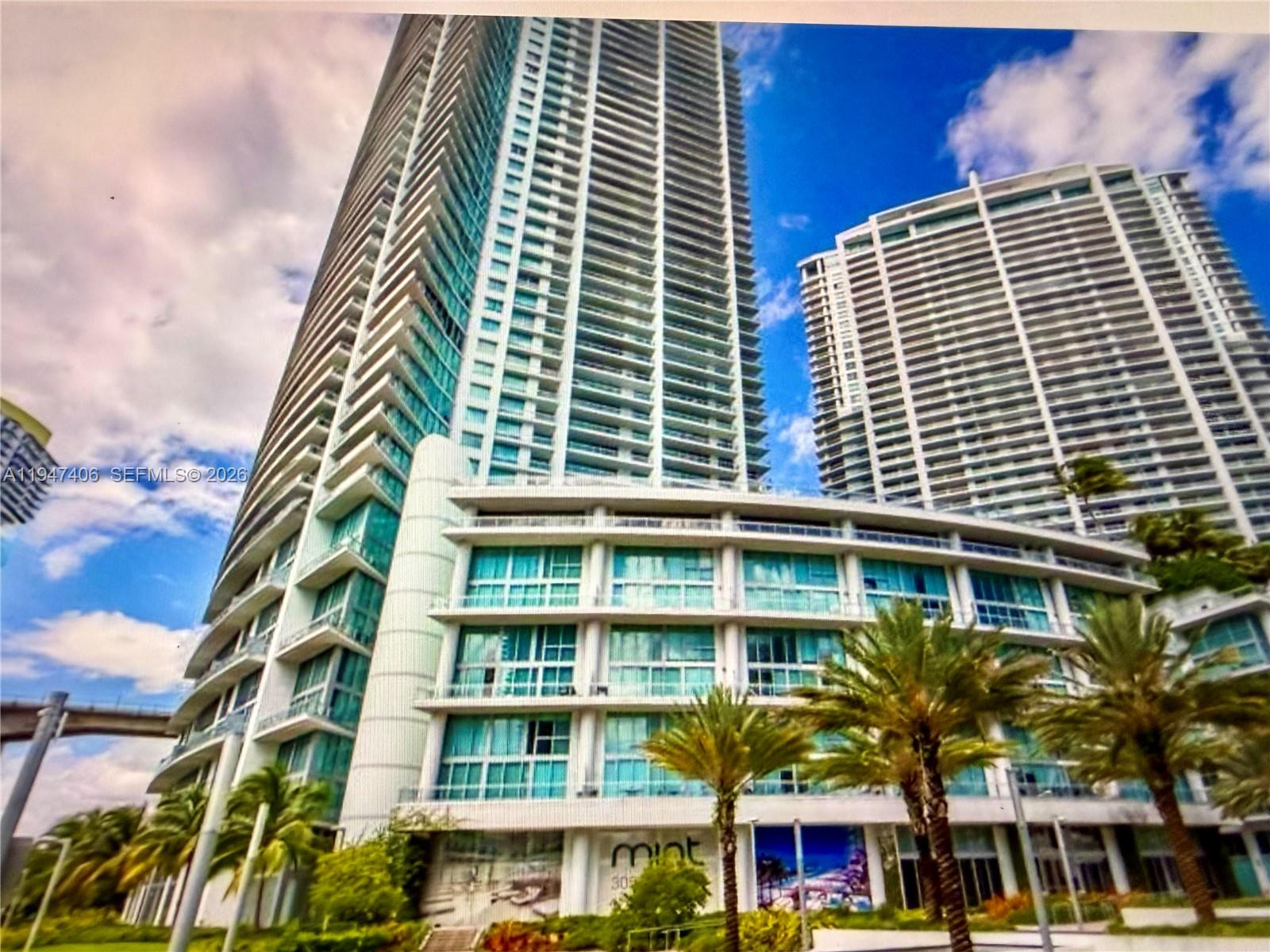 Fully Furnished Unit. This 1/1 unit has top of the line stainless steel appliances, fantastic view, white porcelain floors throughout. Sit back and relax in your own living room with beautiful water and city view.