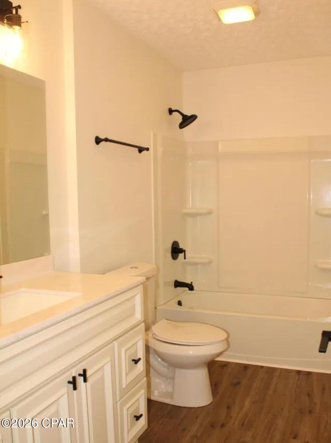 Listing photo id 23 for 1706 Massachusetts Avenue