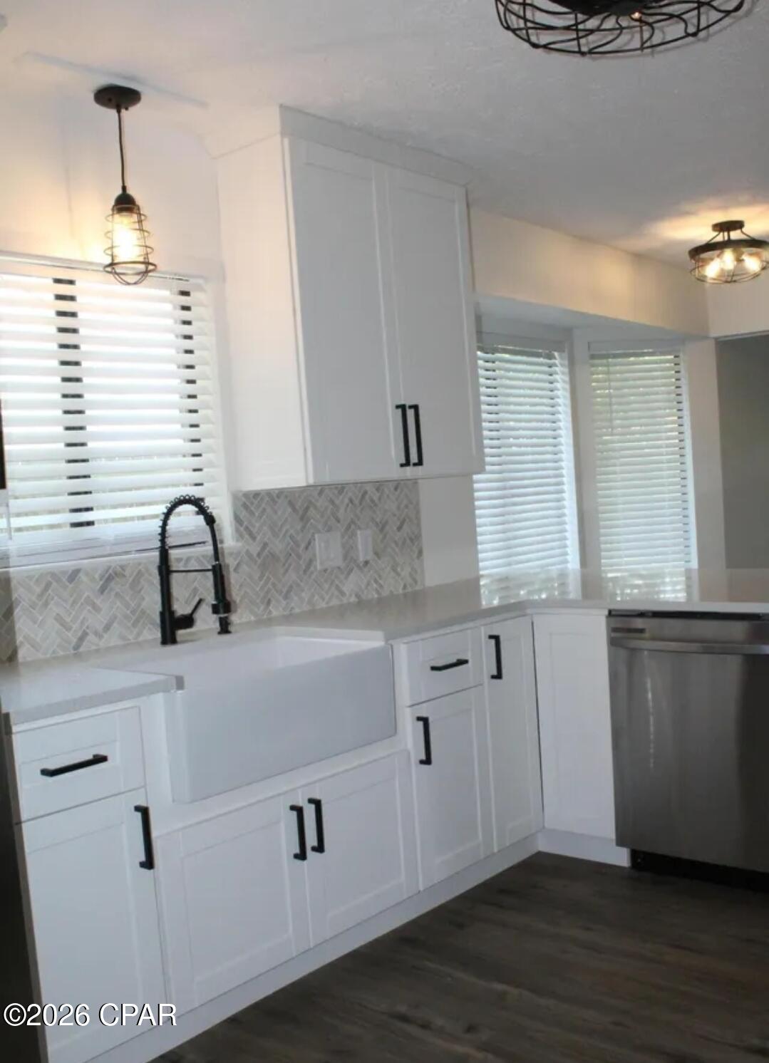 Listing photo id 7 for 1706 Massachusetts Avenue