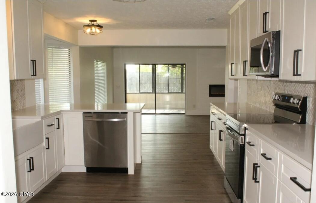 Listing photo id 8 for 1706 Massachusetts Avenue