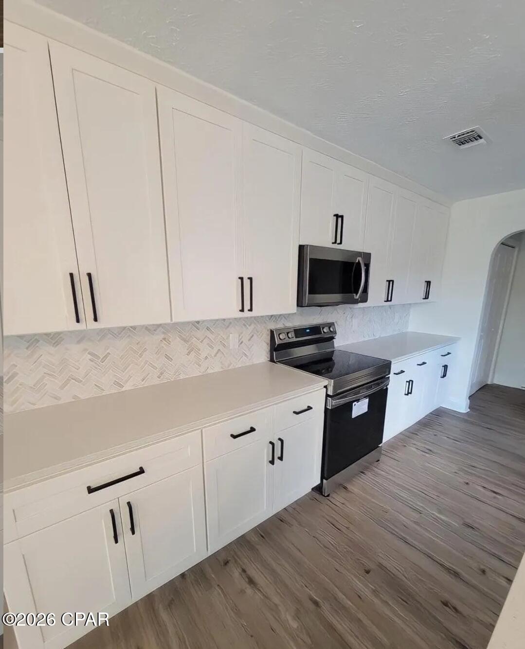 Listing photo id 9 for 1706 Massachusetts Avenue