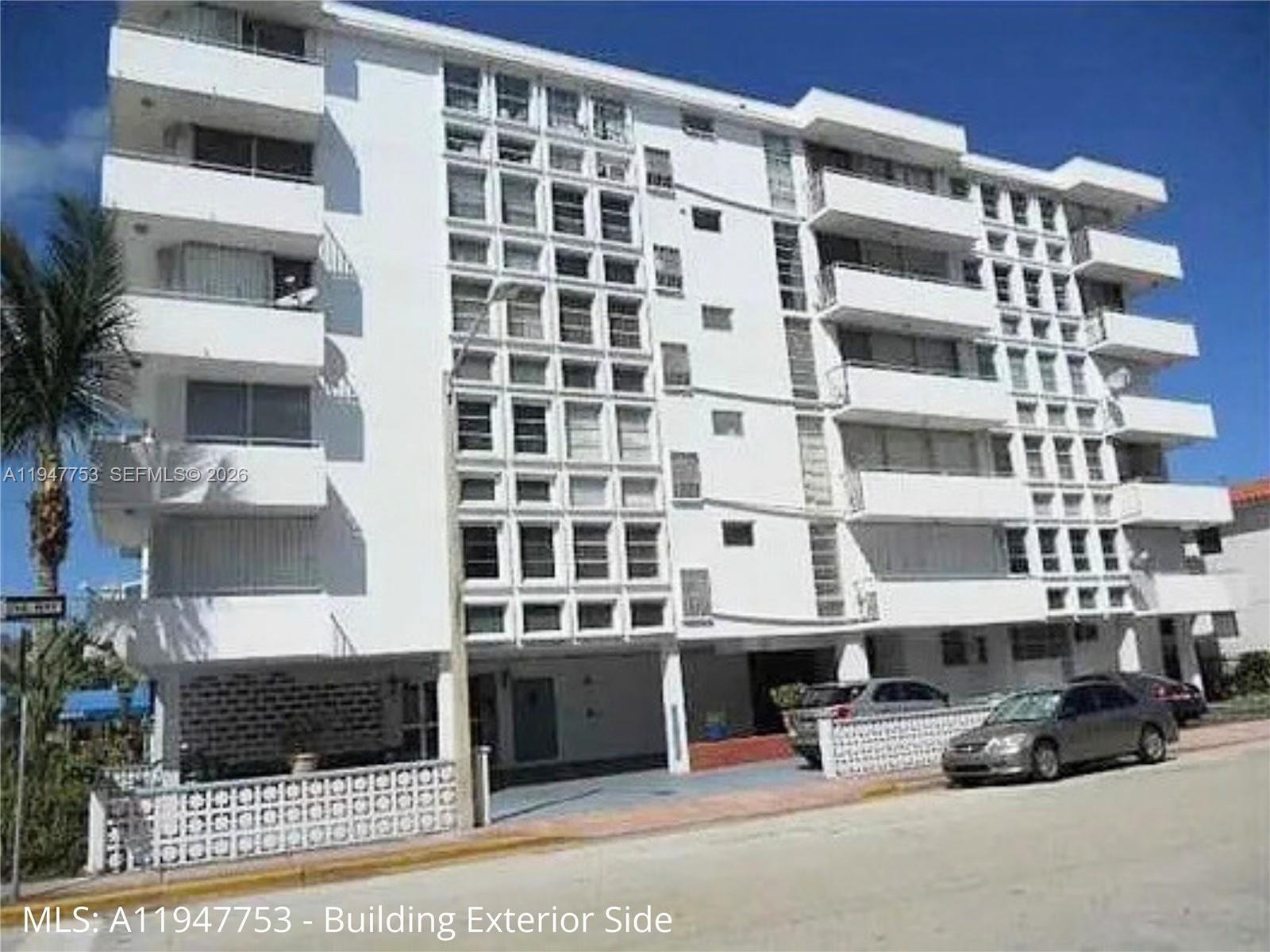 Homes for sale in Miami Beach, FL | 8001 Byron Ave #3C, Miami Beach, FL 33141 | MLS# A11947753