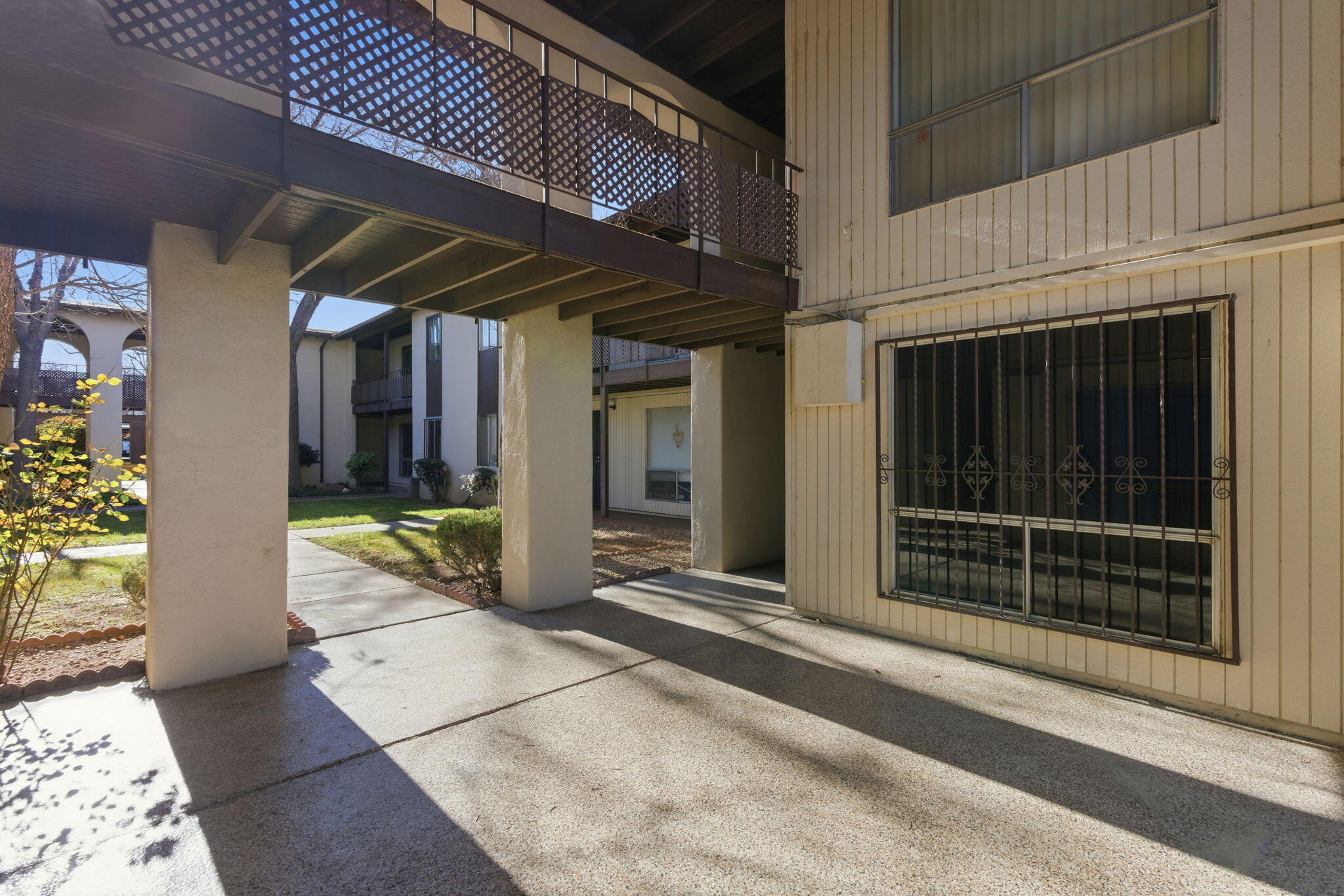 Homes for sale in Albuquerque, NM | 1601 N Pennsylvania St Ne #U21, Albuquerque, NM 87110 | MLS# 1096914