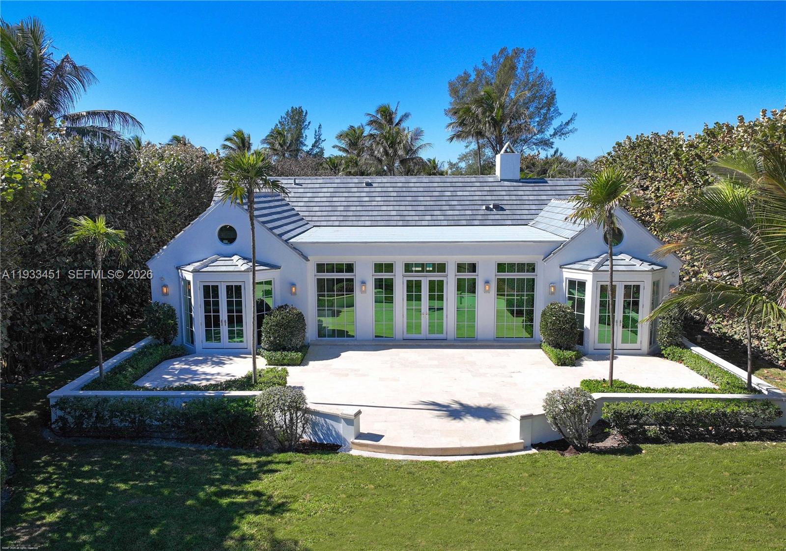 Homes for sale in Jupiter Island, FL | 43 N Beach Rd, Jupiter Island, FL 33455 | MLS# A11933451