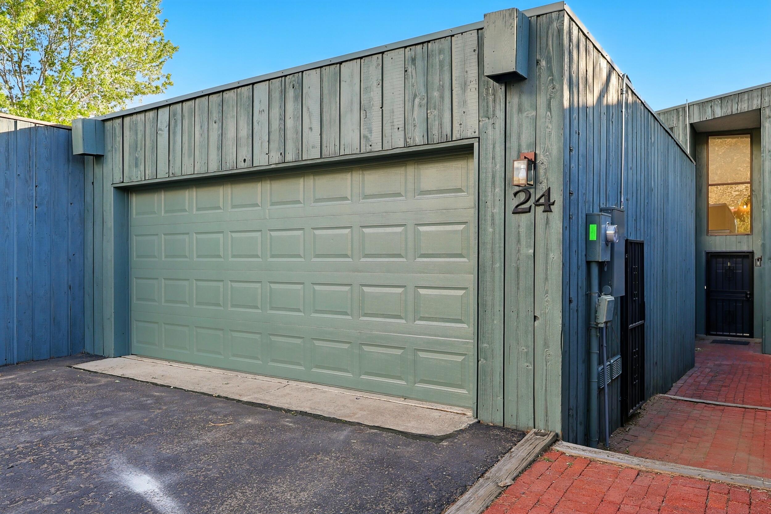 720 Tramway Lane Unit UNIT 24, Albuquerque NM 87122