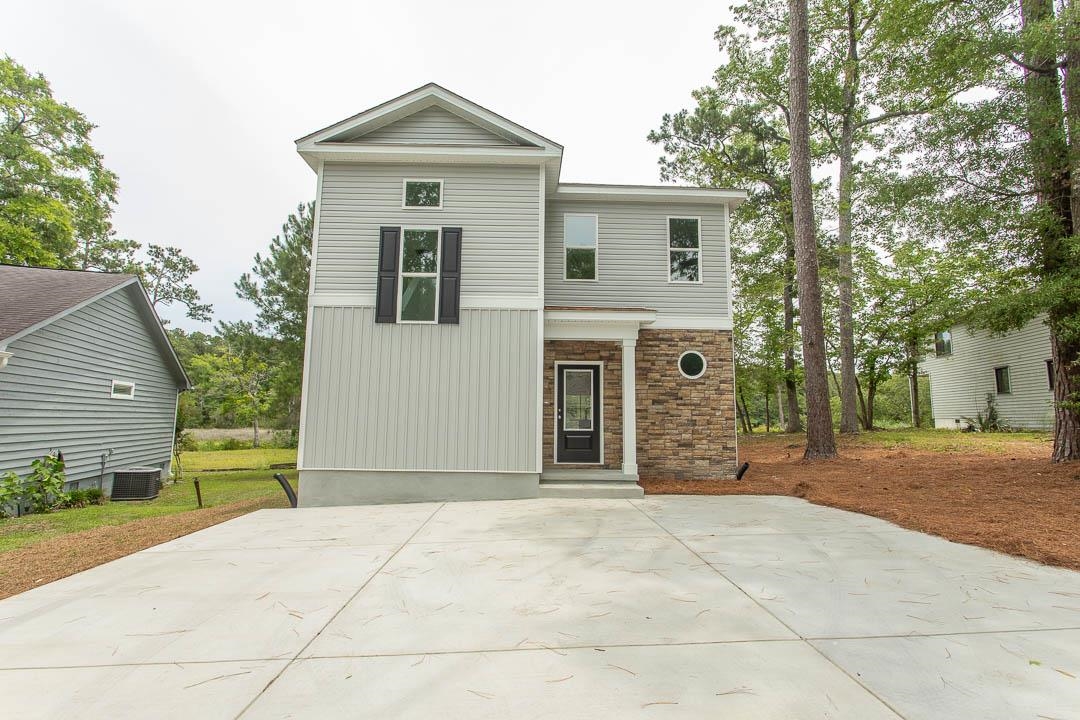 2212 Dykman Circle Little River, SC 29566