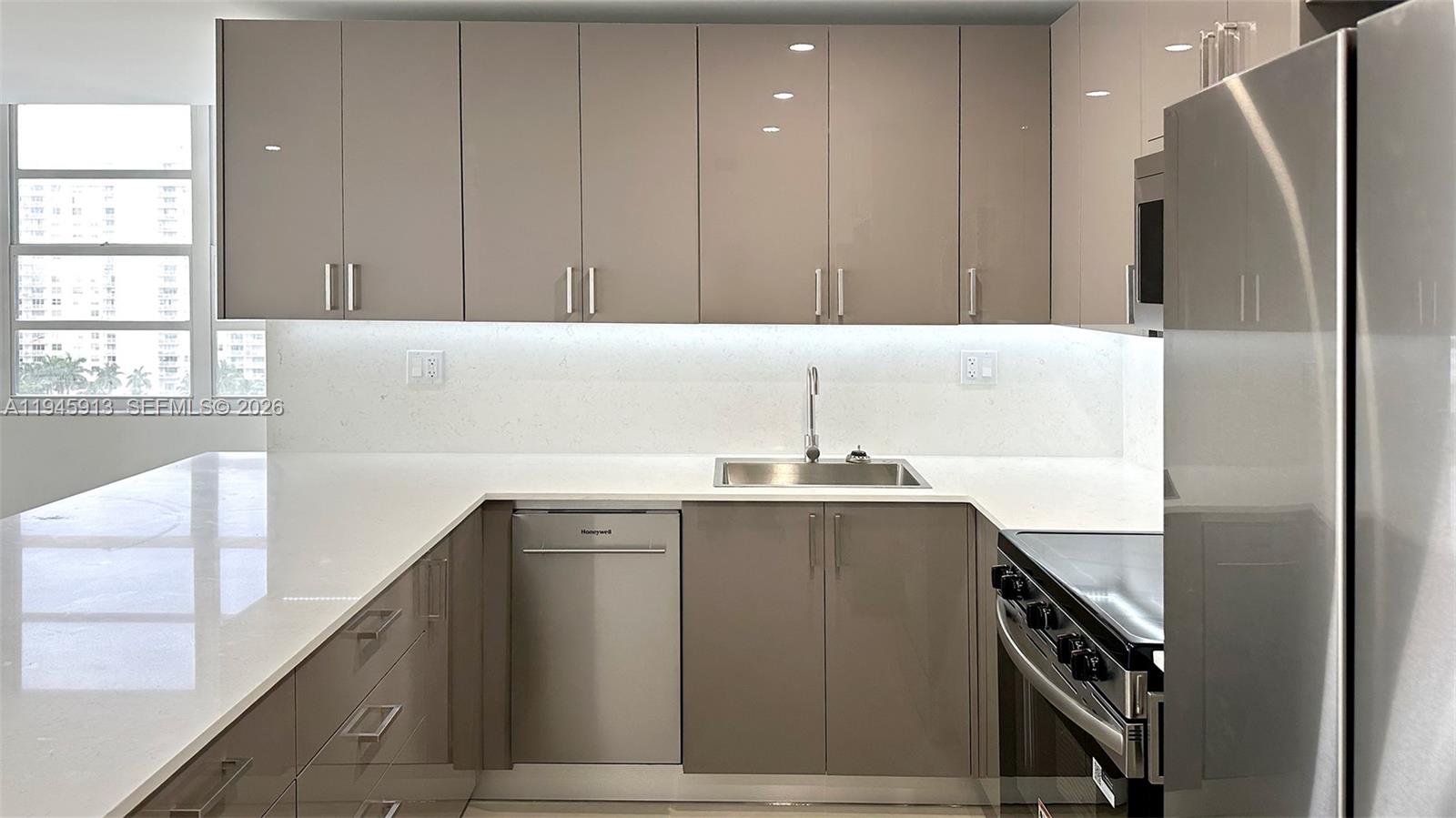 Commodore Plaza Condo