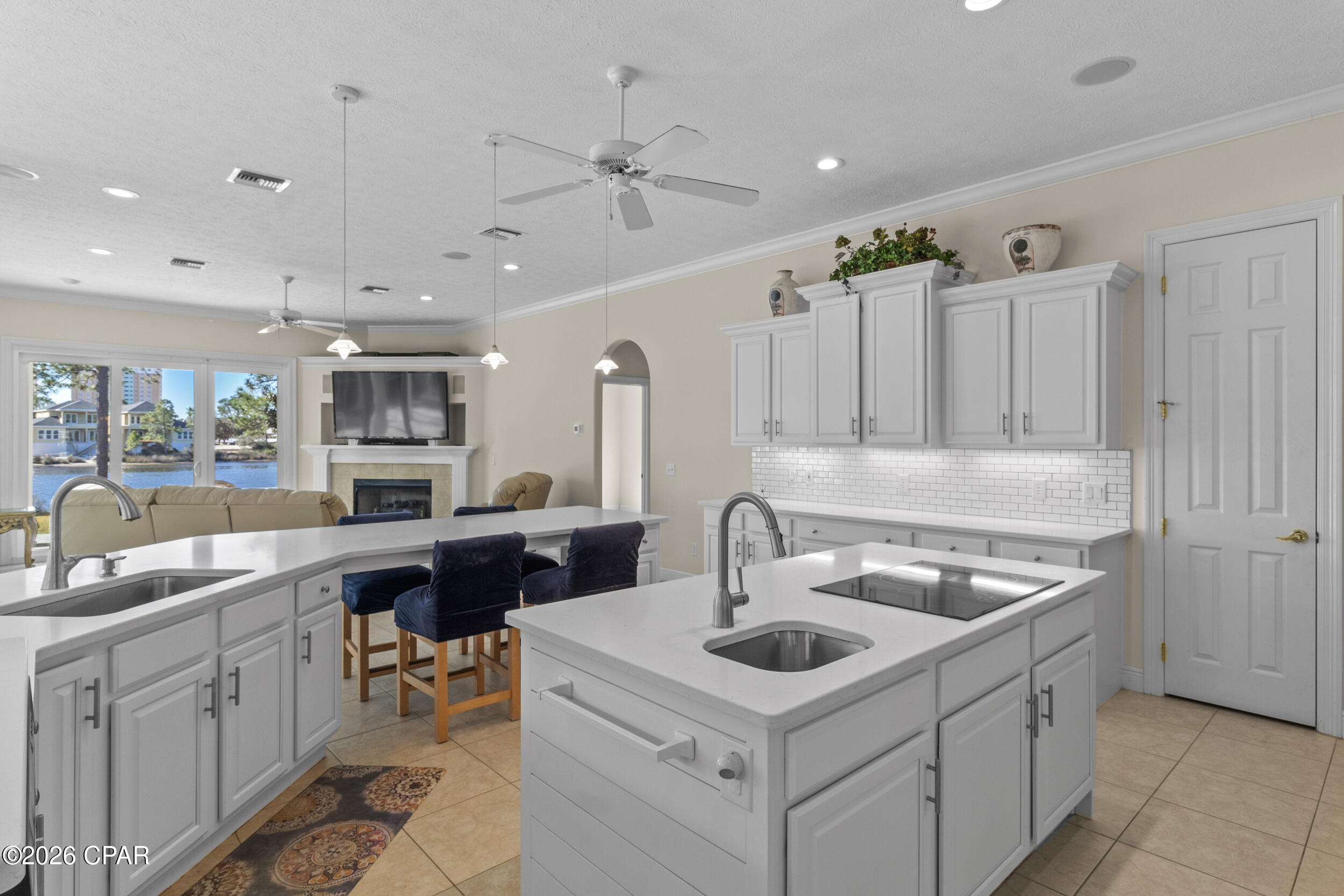 Image 24 For 8127 Lagoon Drive