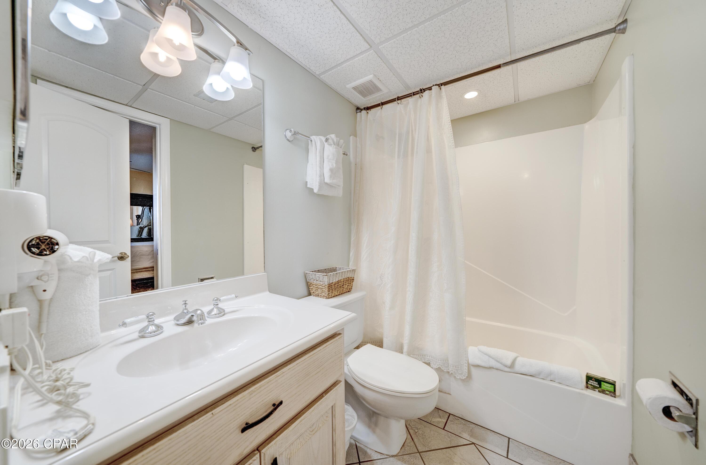 Image 9 For 11757 Front Beach Road W201