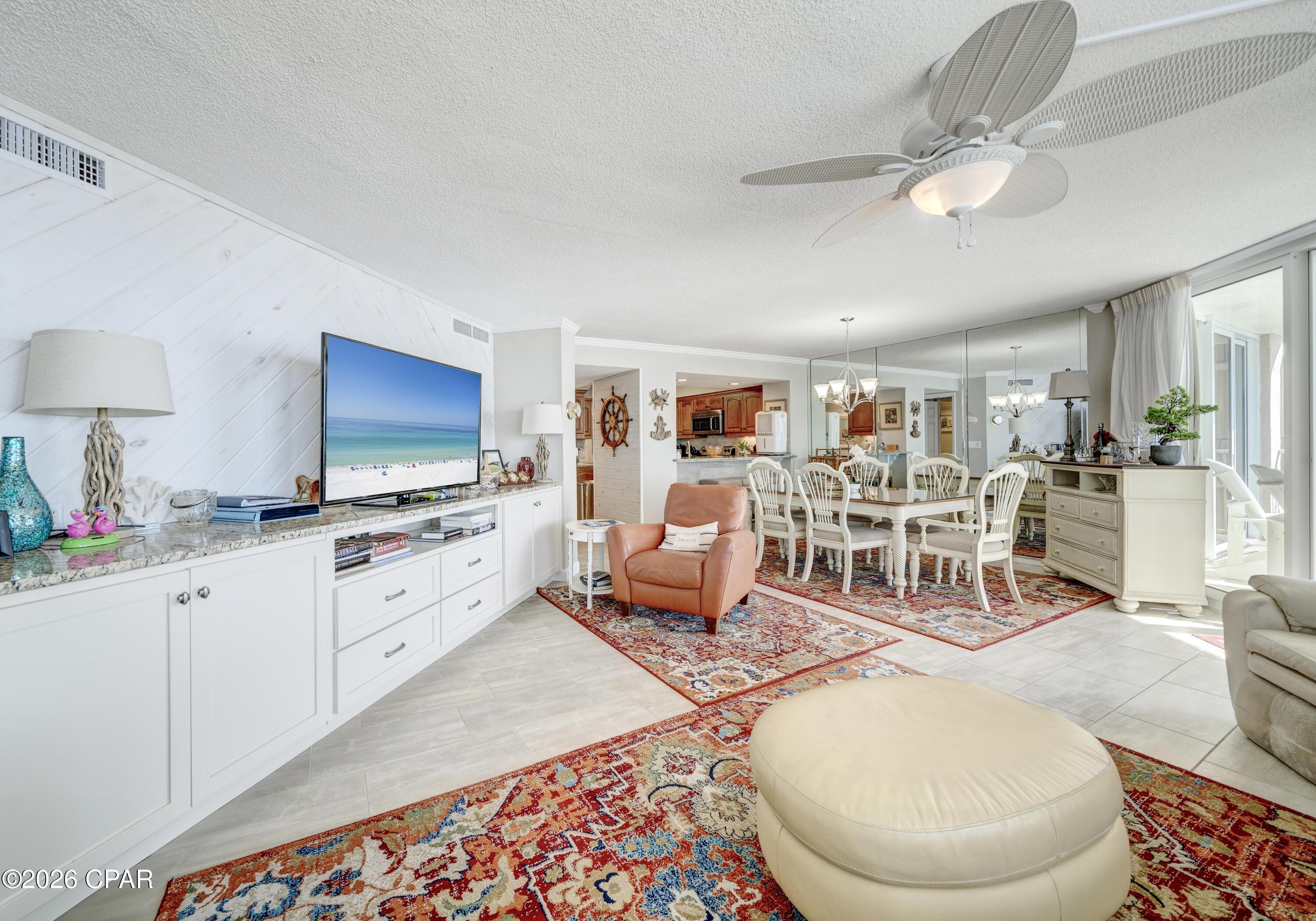 Image 14 For 7205 Thomas Drive E706