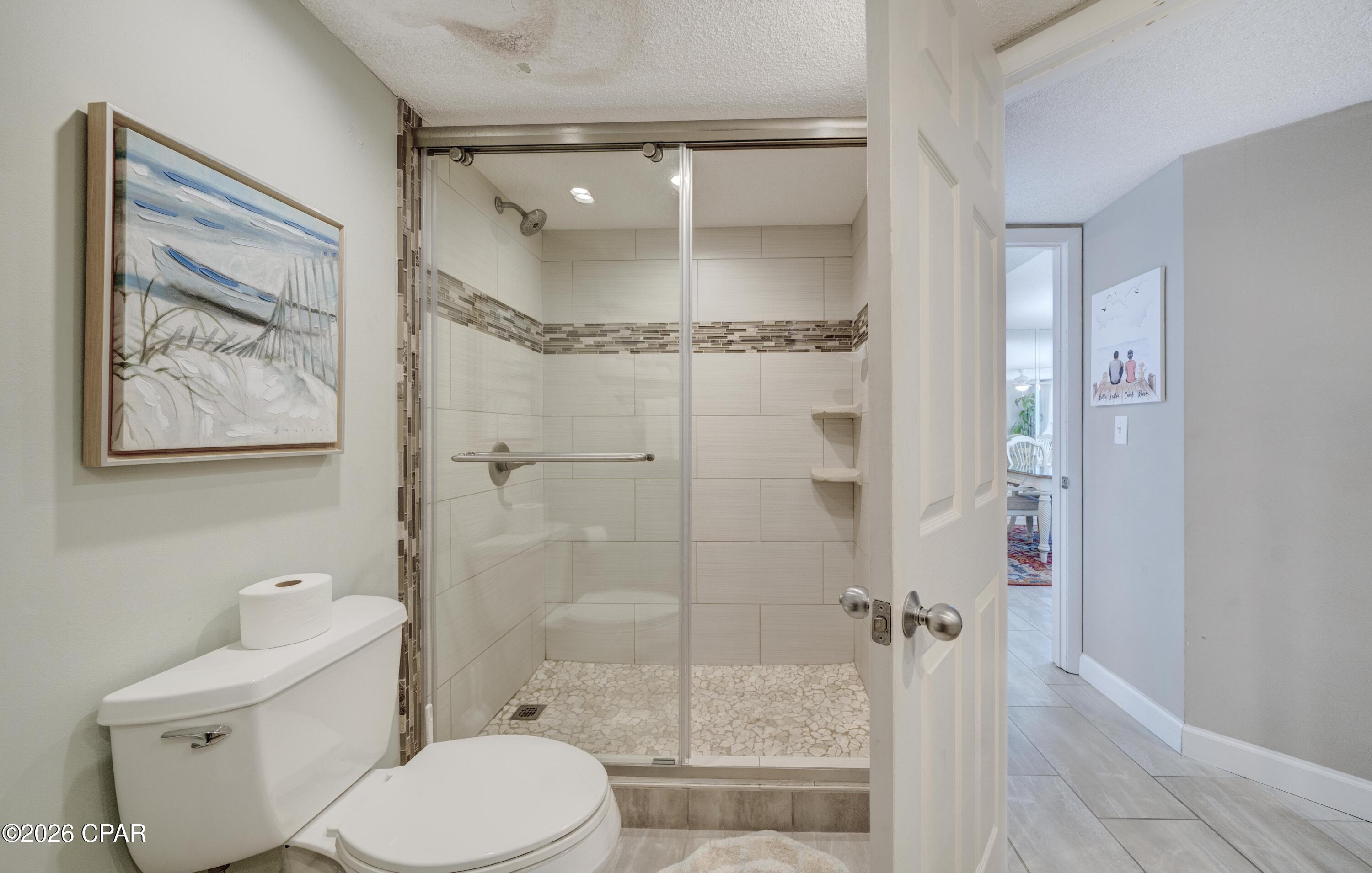 Image 17 For 7205 Thomas Drive E706