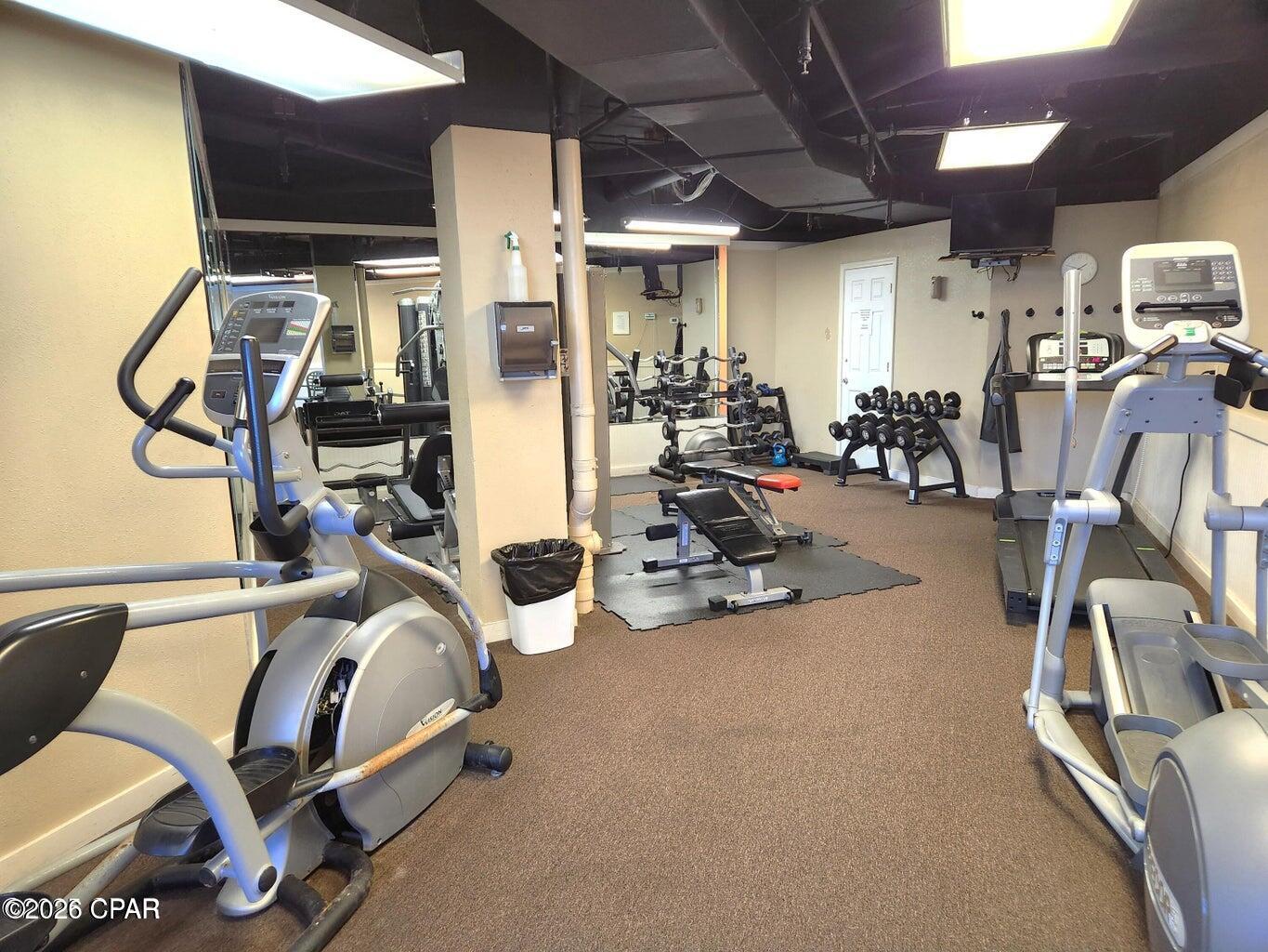 Image 33 For 7205 Thomas Drive E706