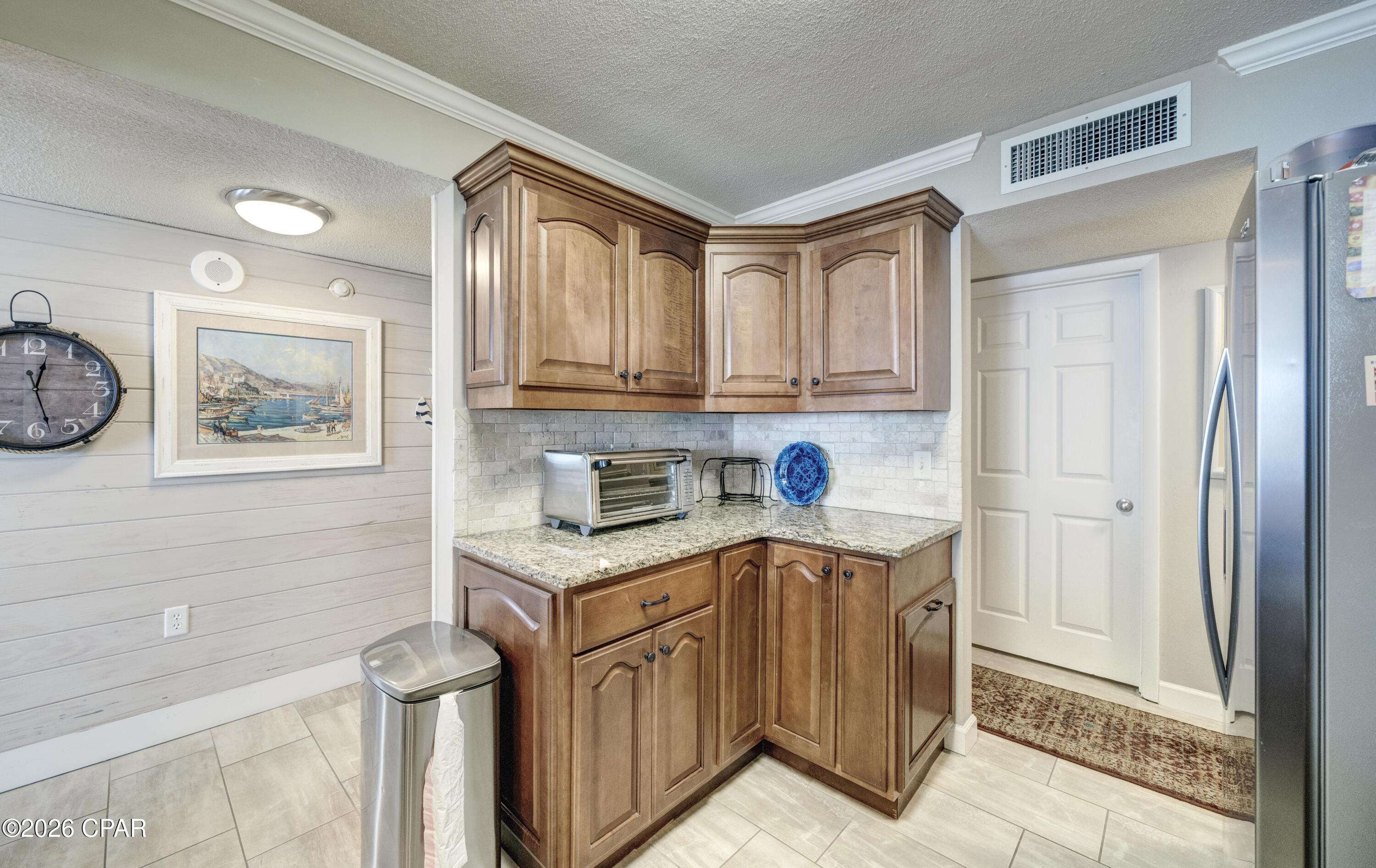 Image 5 For 7205 Thomas Drive E706