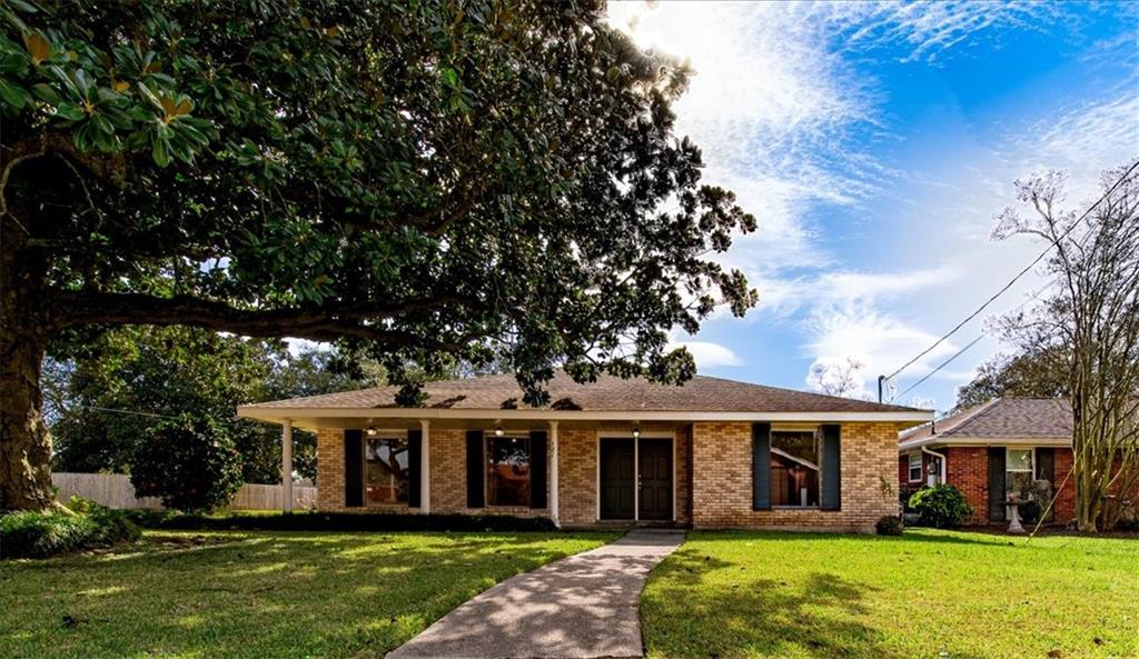 Homes for sale in Belle Chasse, LA | 301 Schlief Dr, Belle Chasse, LA 70037 | MLS# 2538407