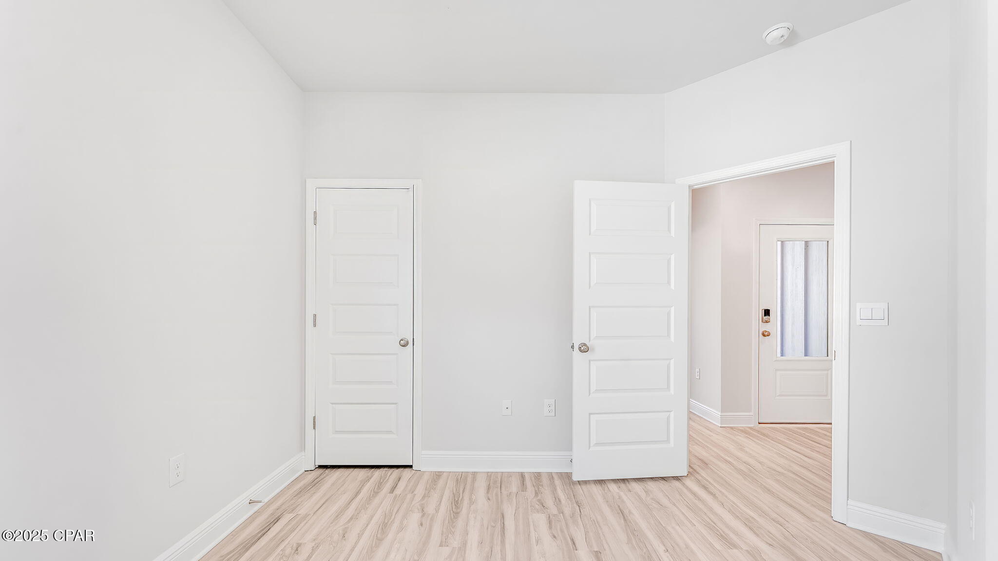 Image 11 For 1065 Backwater Road