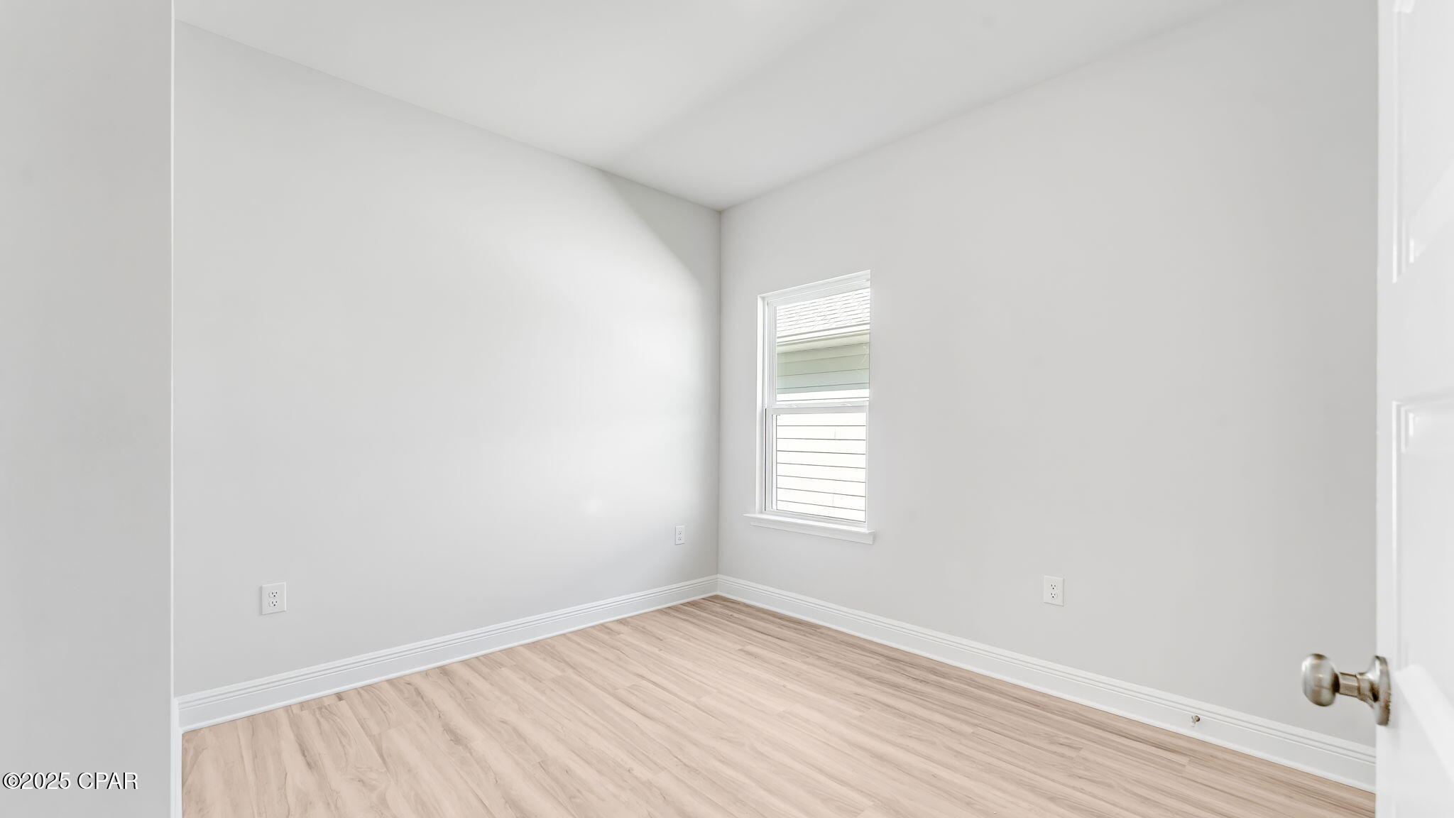 Image 9 For 1065 Backwater Road