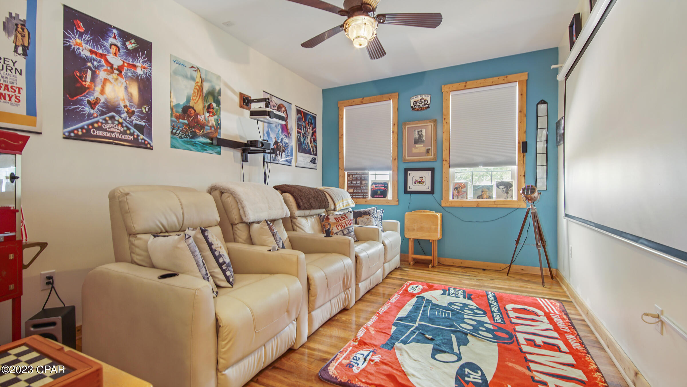 Image 18 For 930 Grace Avenue