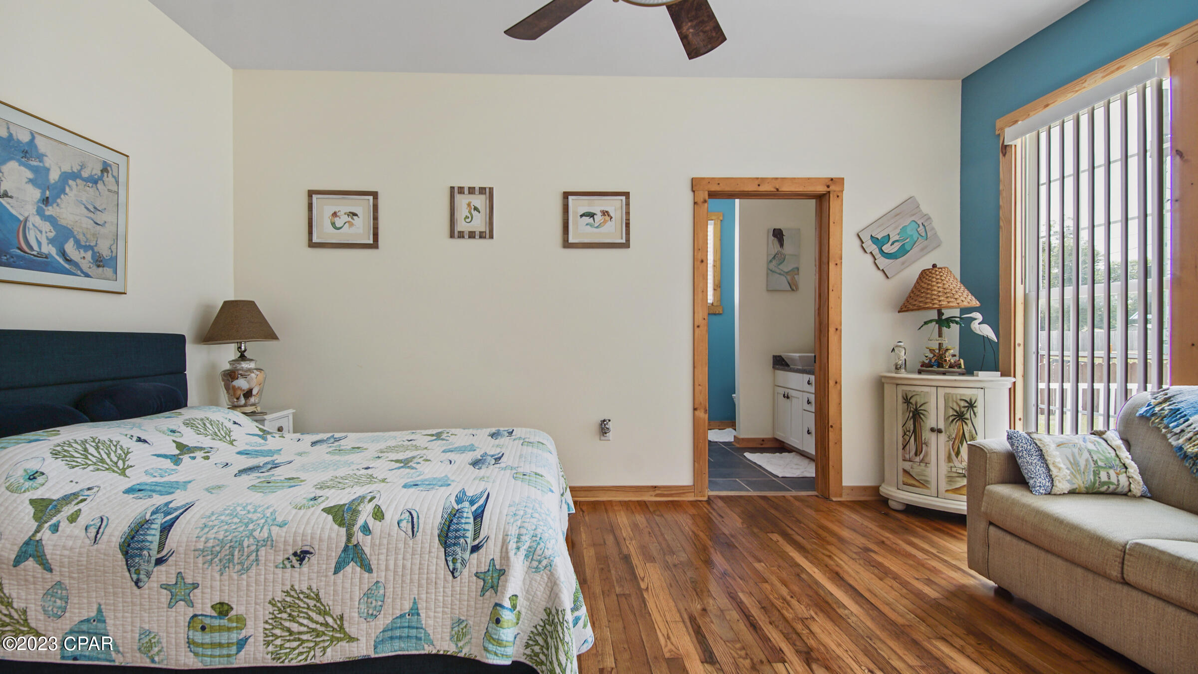 Image 20 For 930 Grace Avenue