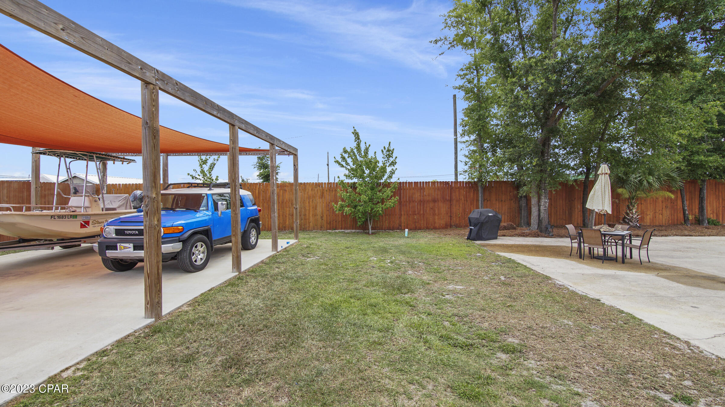 Image 33 For 930 Grace Avenue