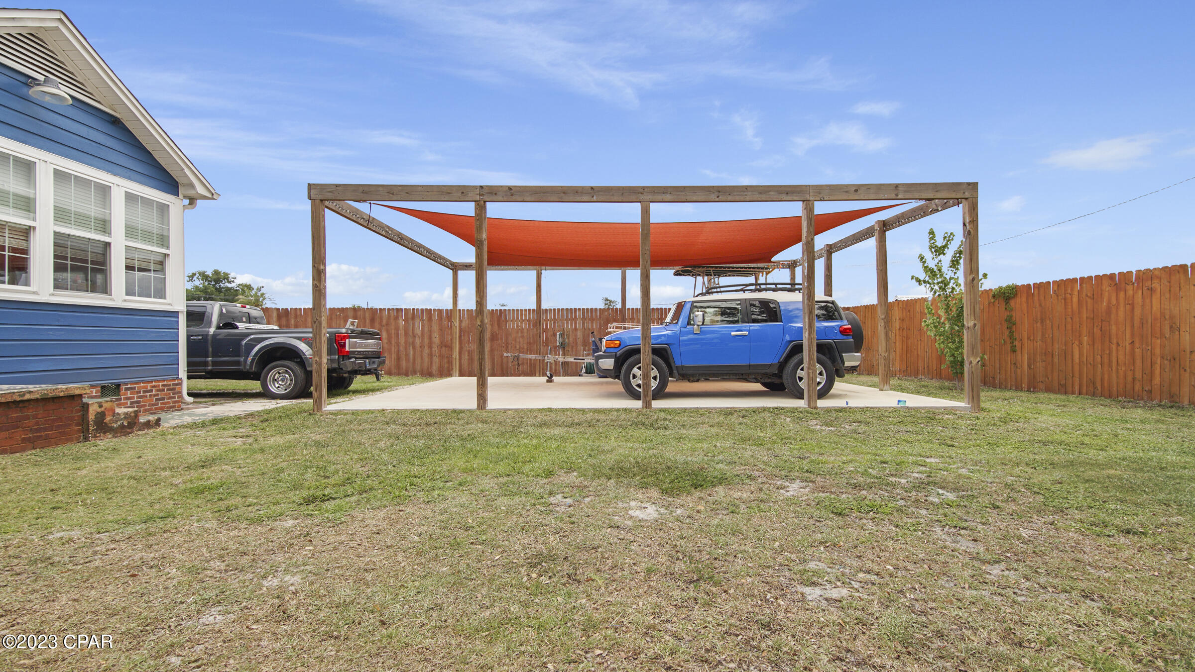 Image 36 For 930 Grace Avenue