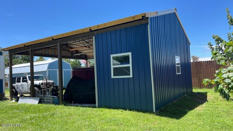 Image 41 For 930 Grace Avenue