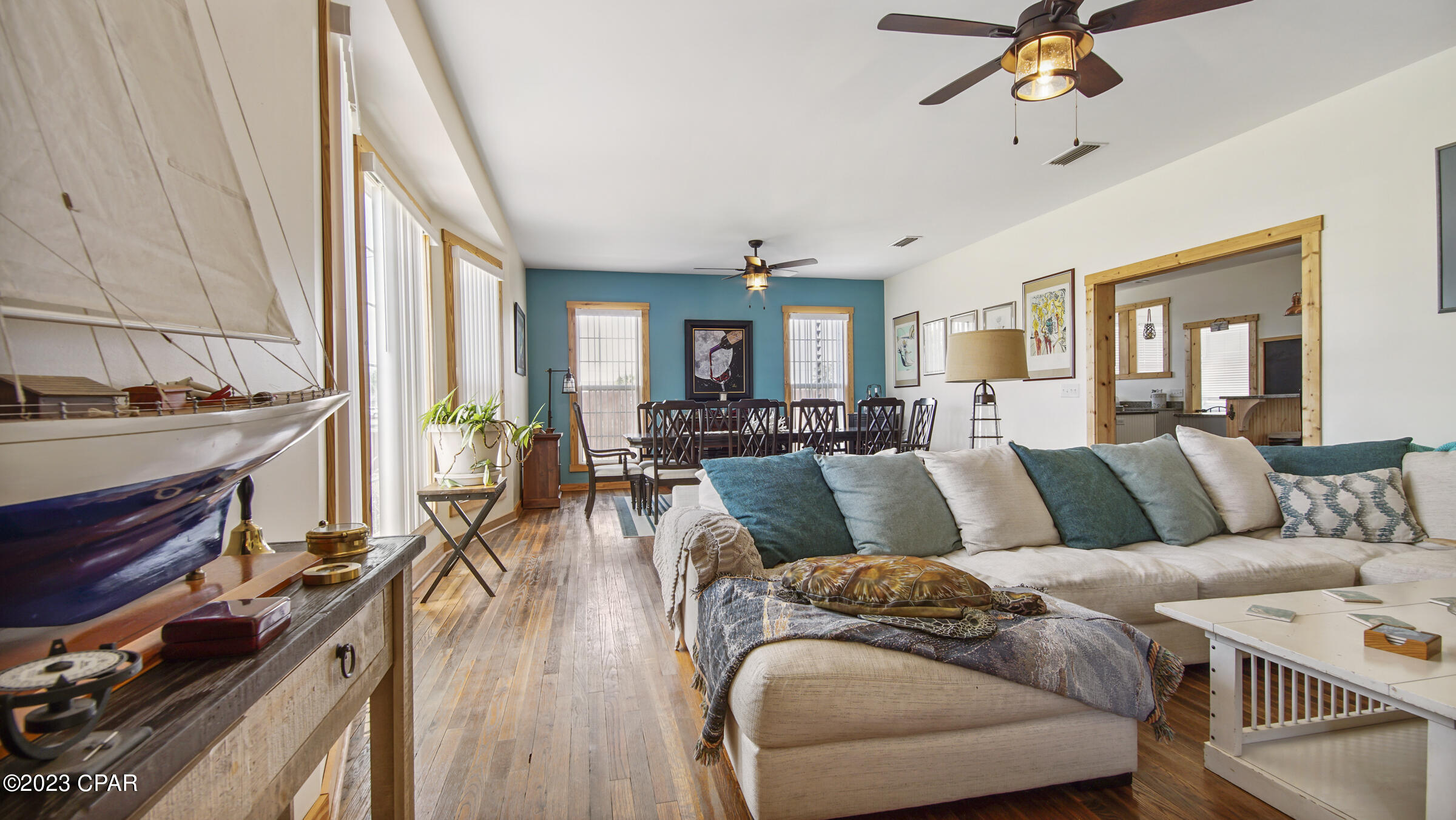 Image 6 For 930 Grace Avenue